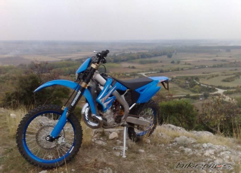 Photo 1858928