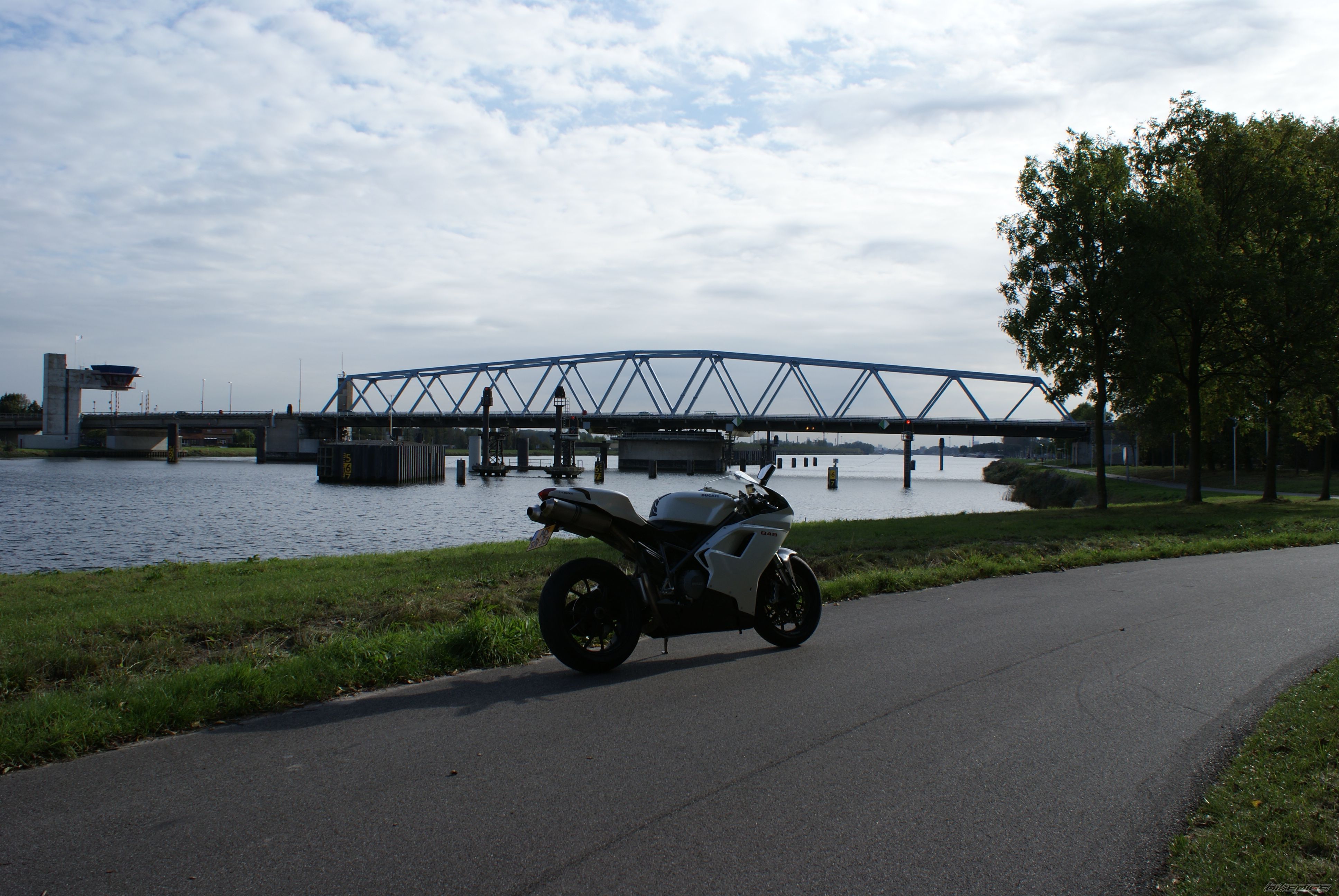Photo 1859454