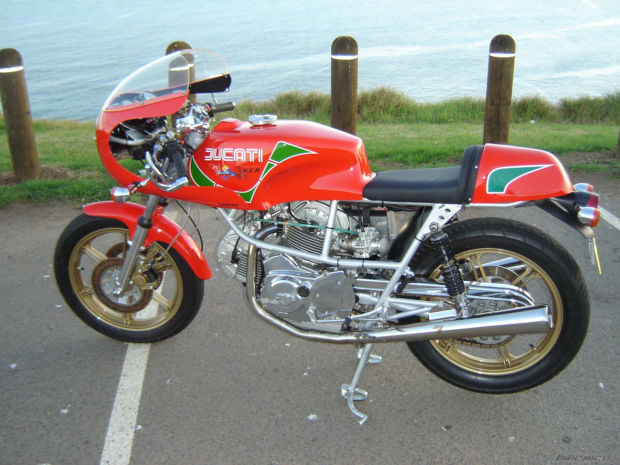 Bike Photo 1859494