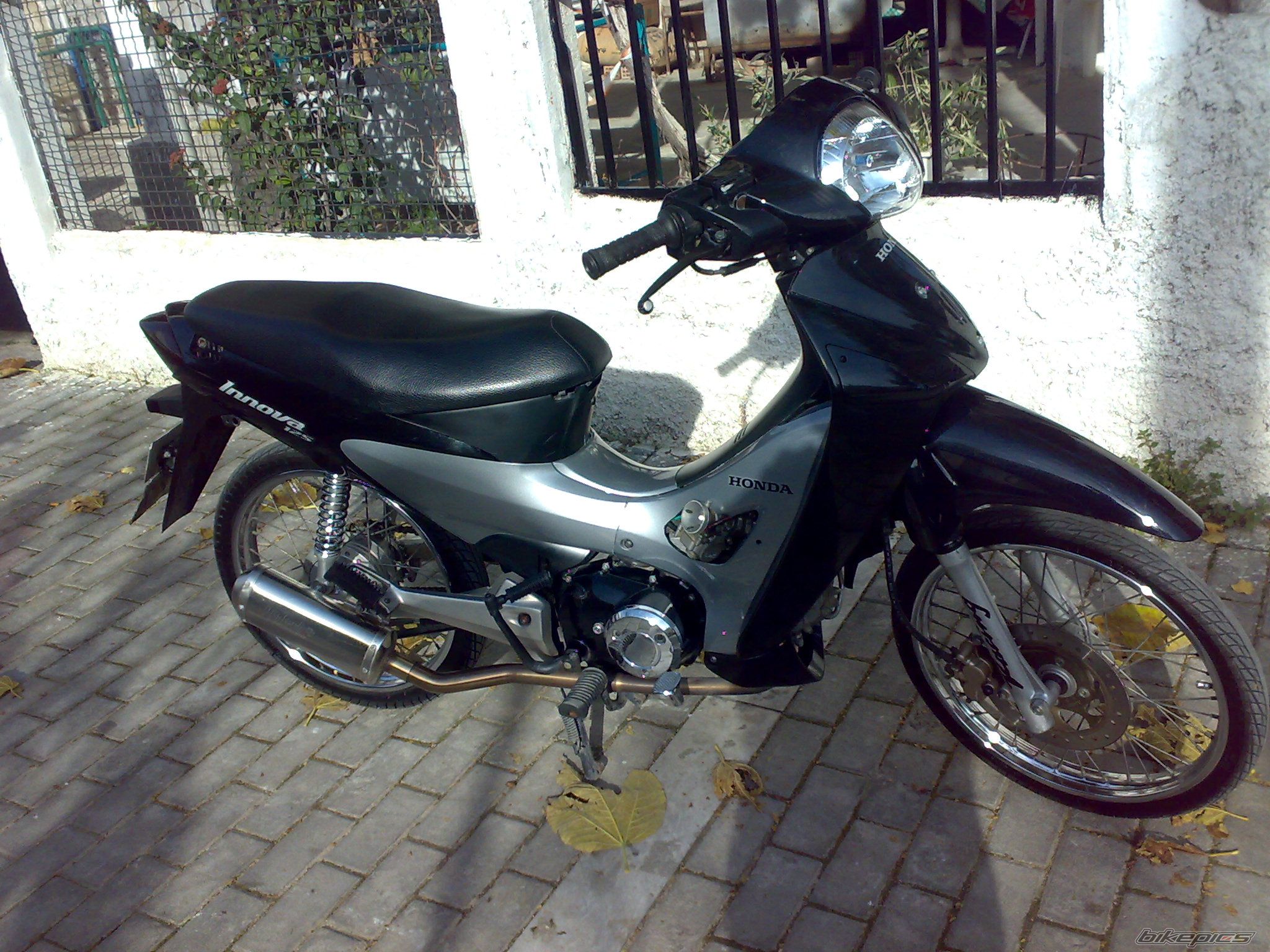 Bike Photo 1860385