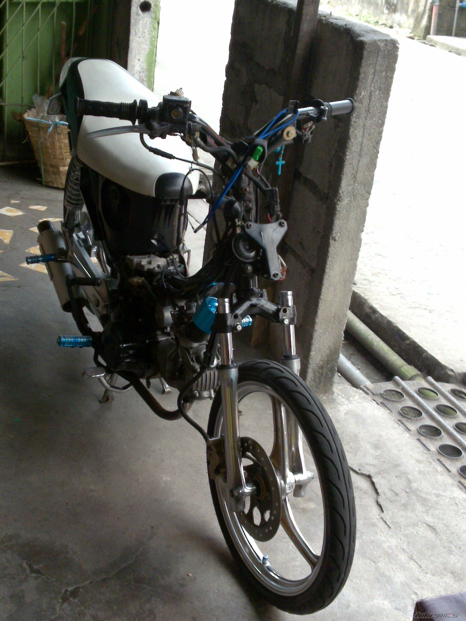 Photo 1860866