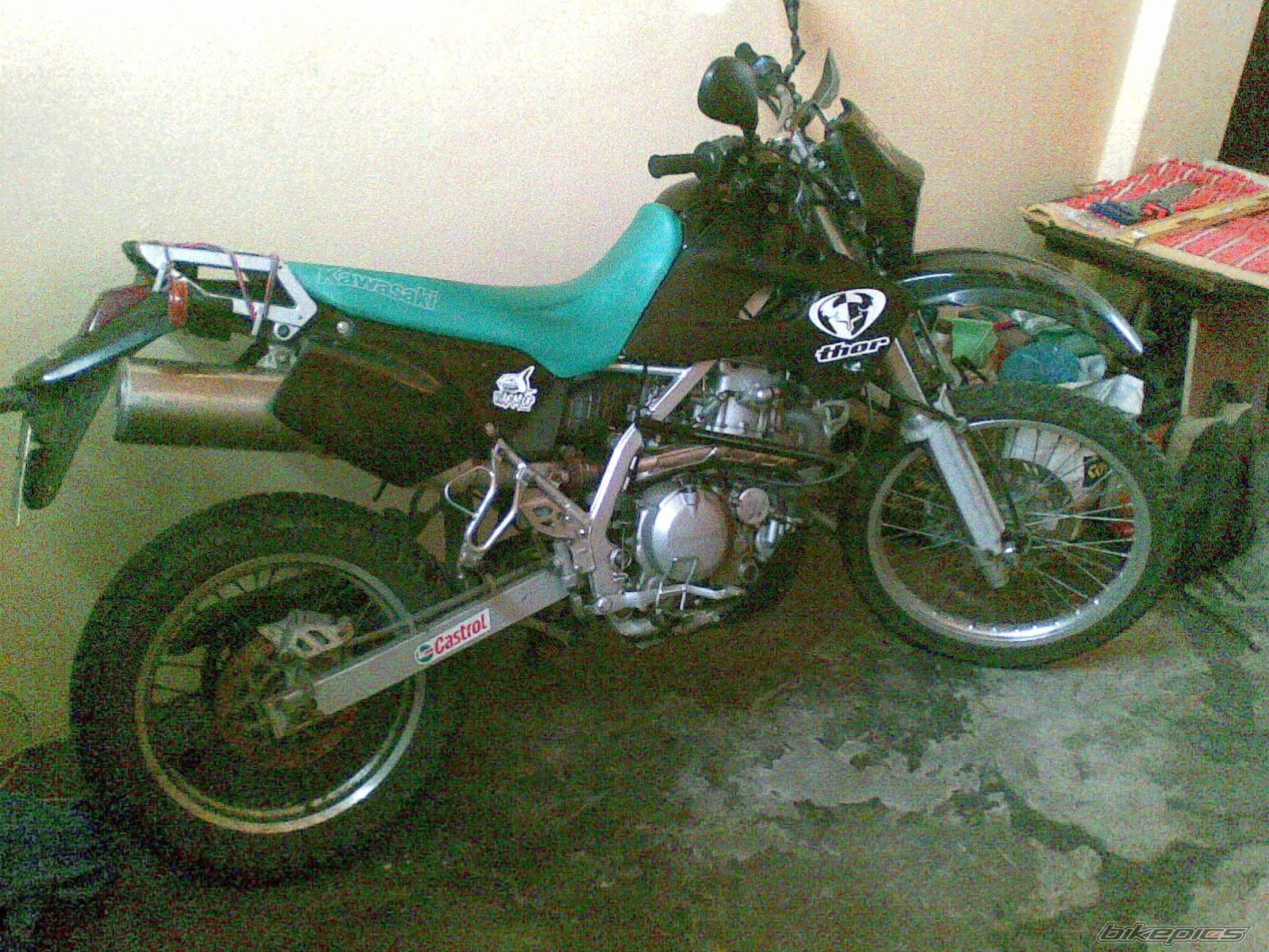 Photo 1861417