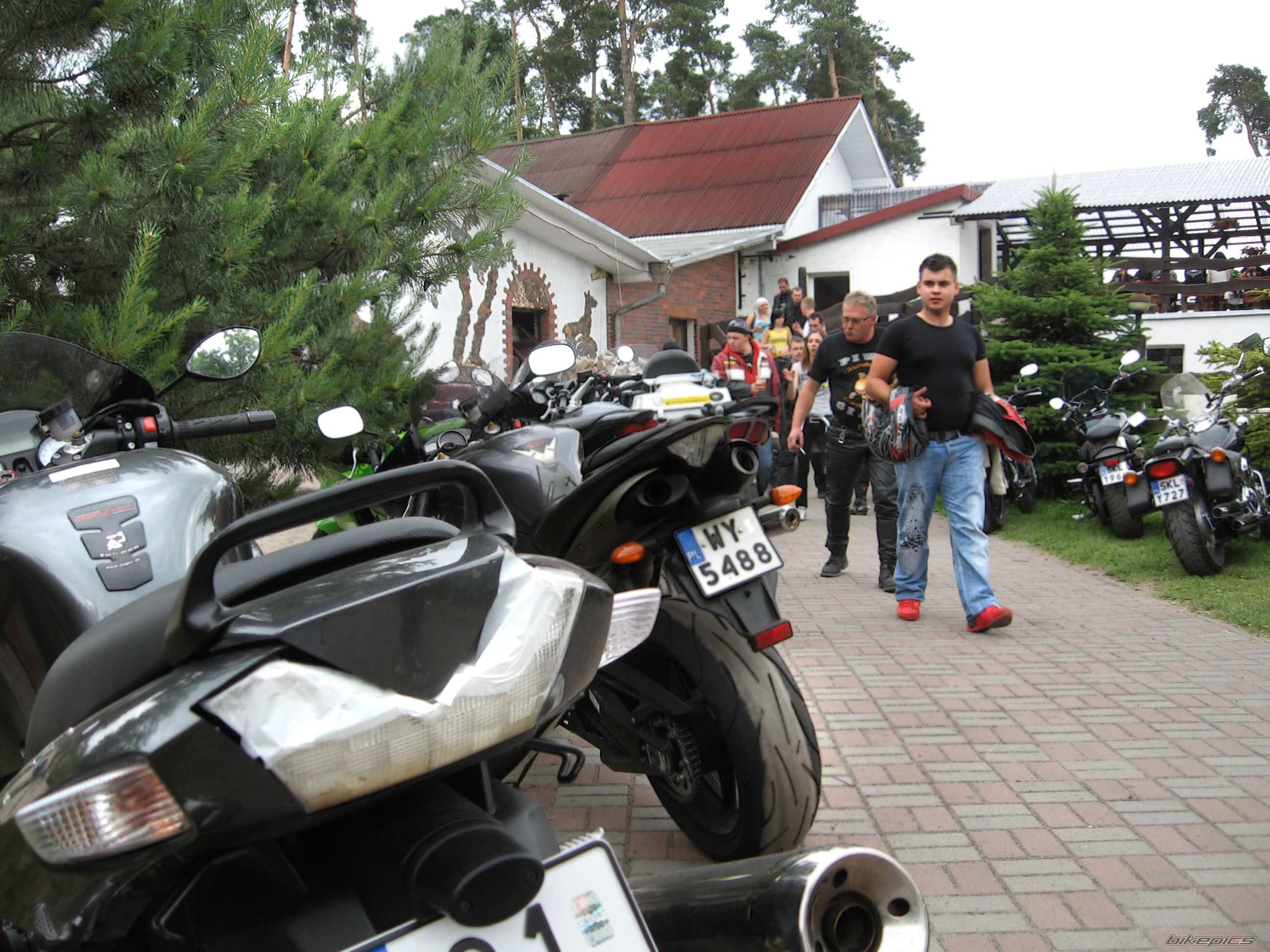 Photo 1861571