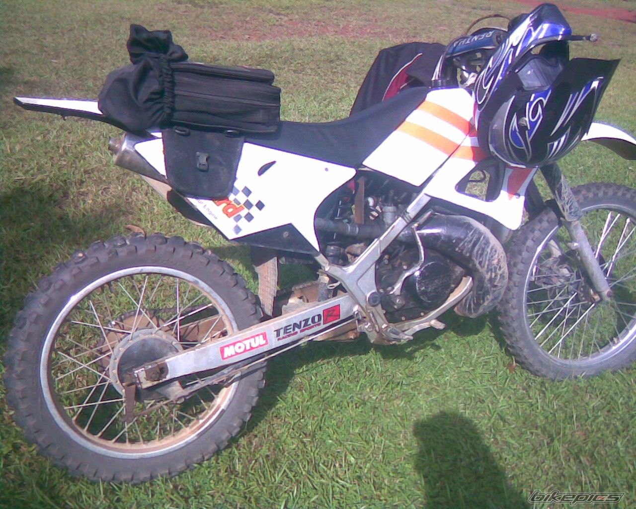 Photo 1861725