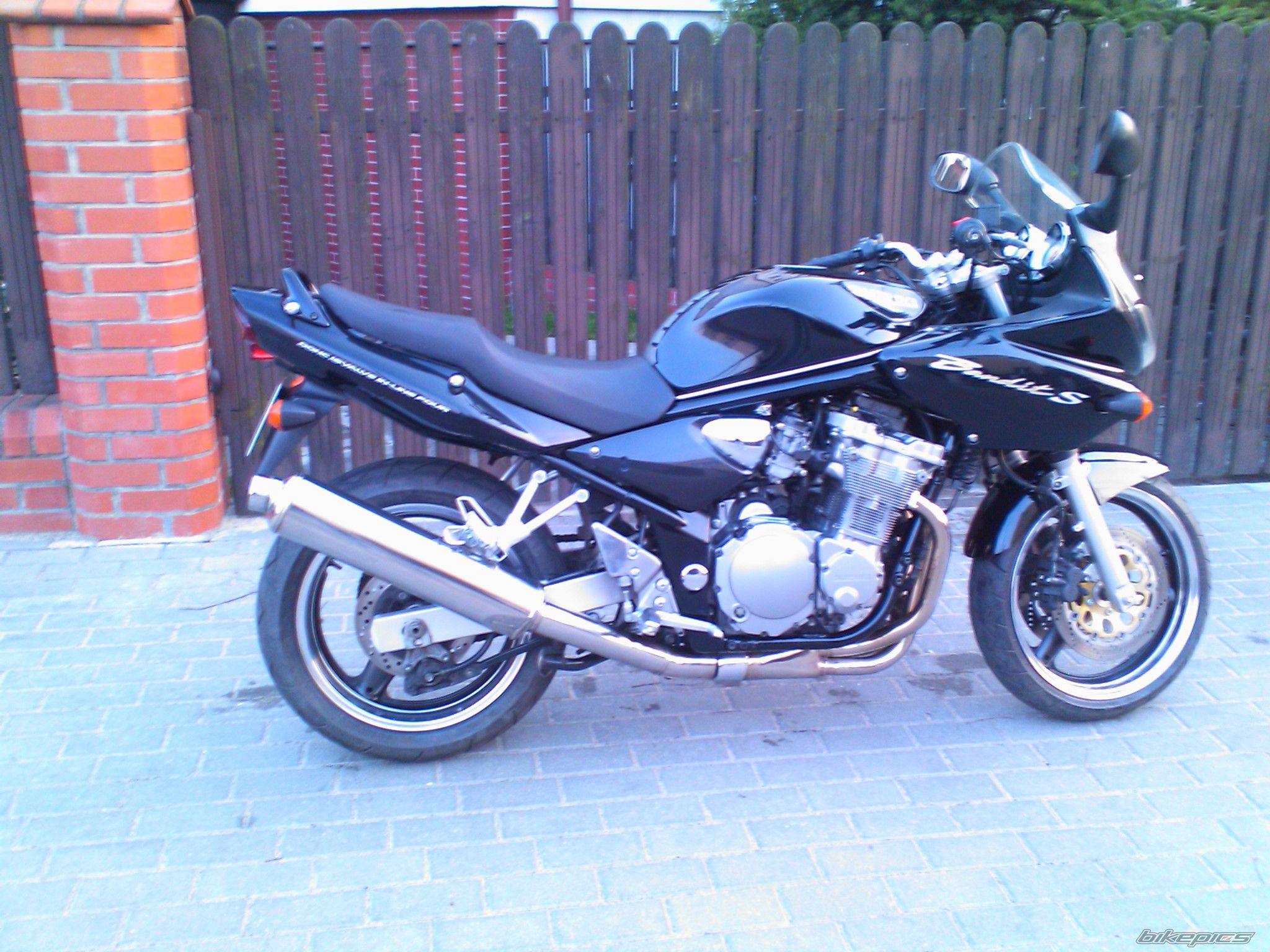 Photo 1862009