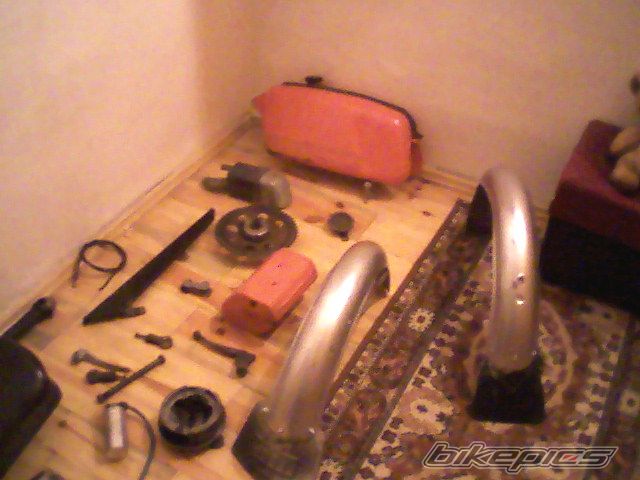 Photo 1863059