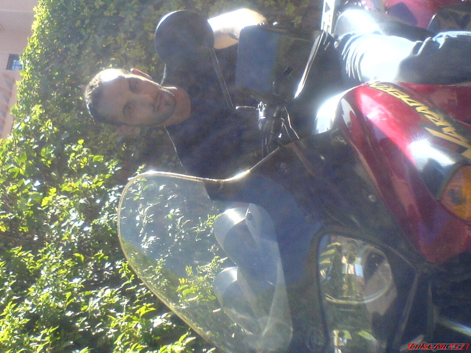 Photo 1863079
