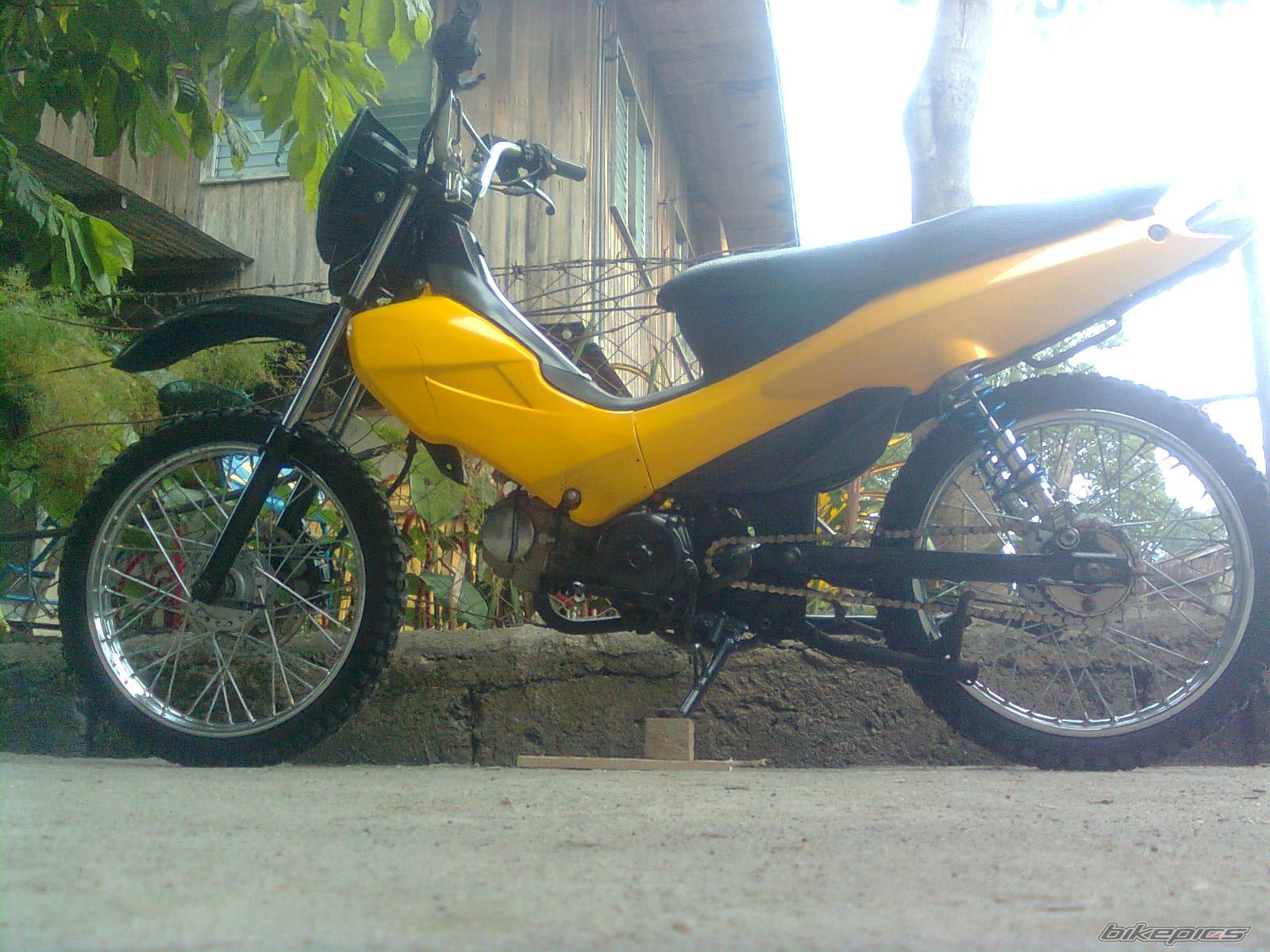 Photo 1863331