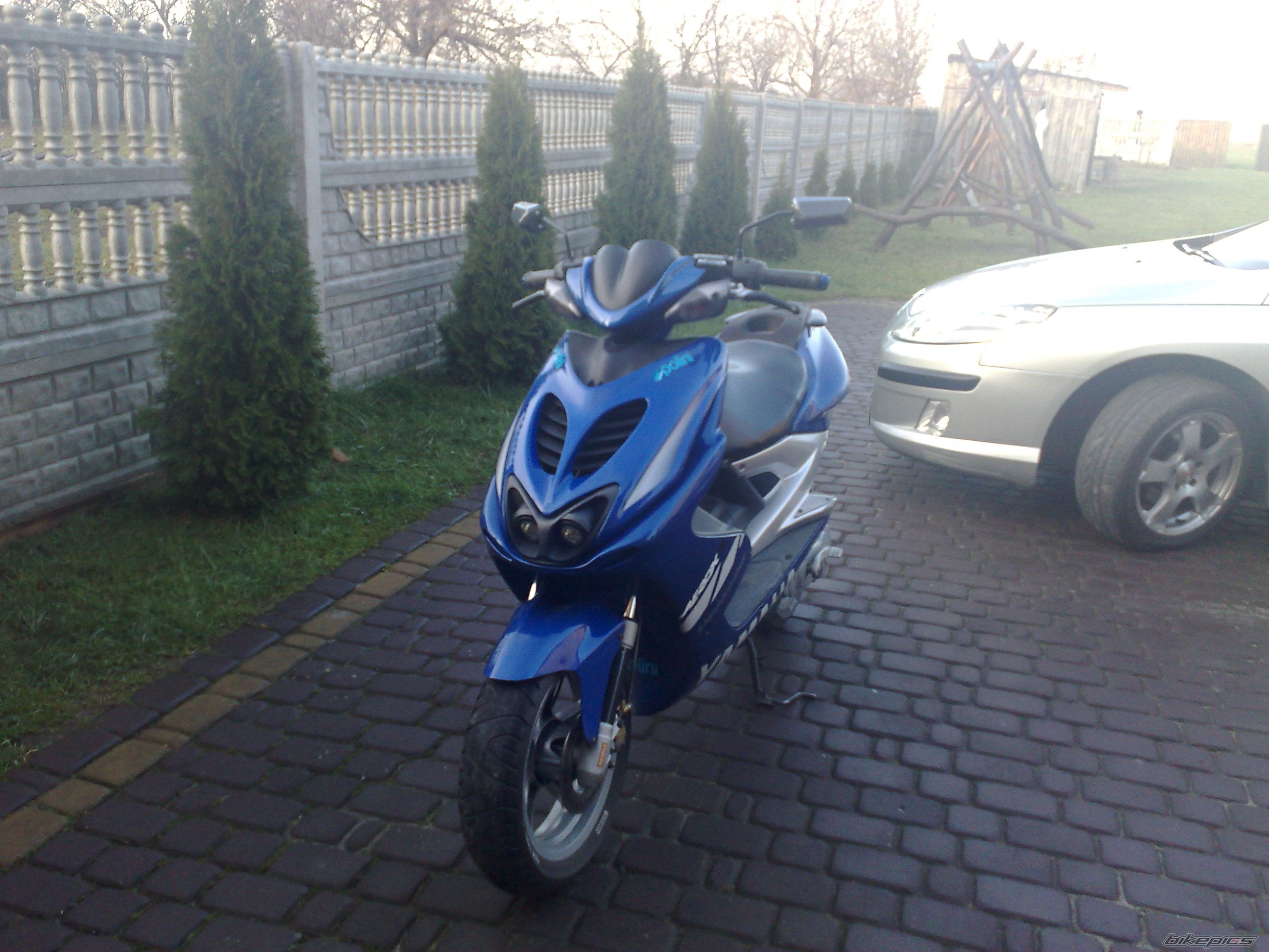 Photo 1863410
