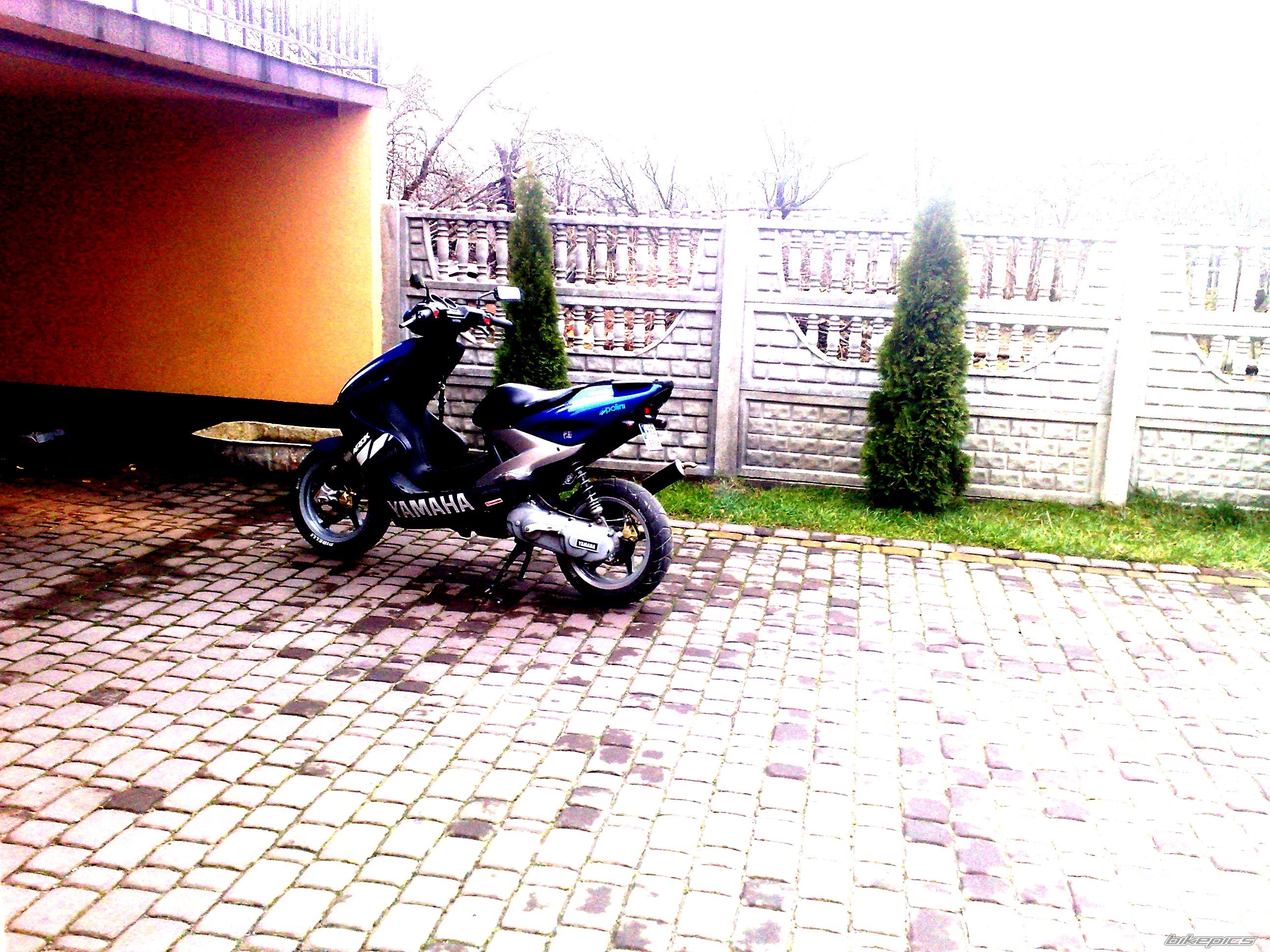 Photo 1863413