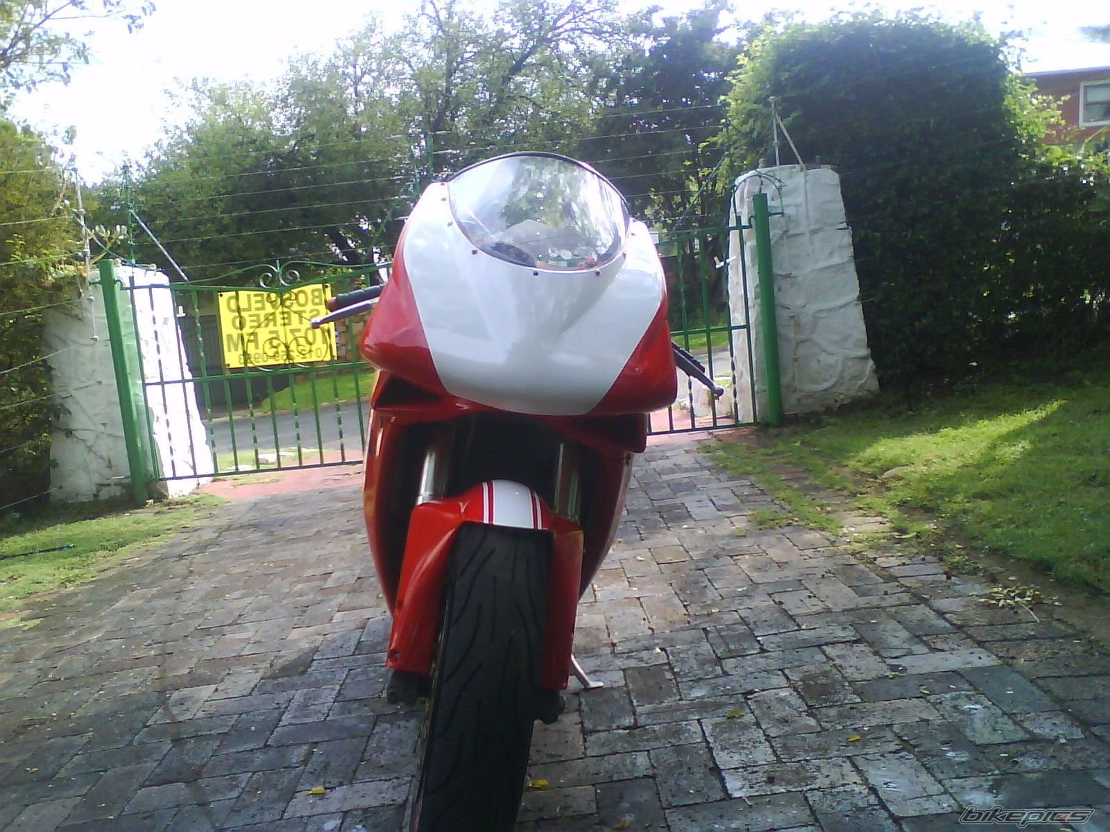 Photo 1863580
