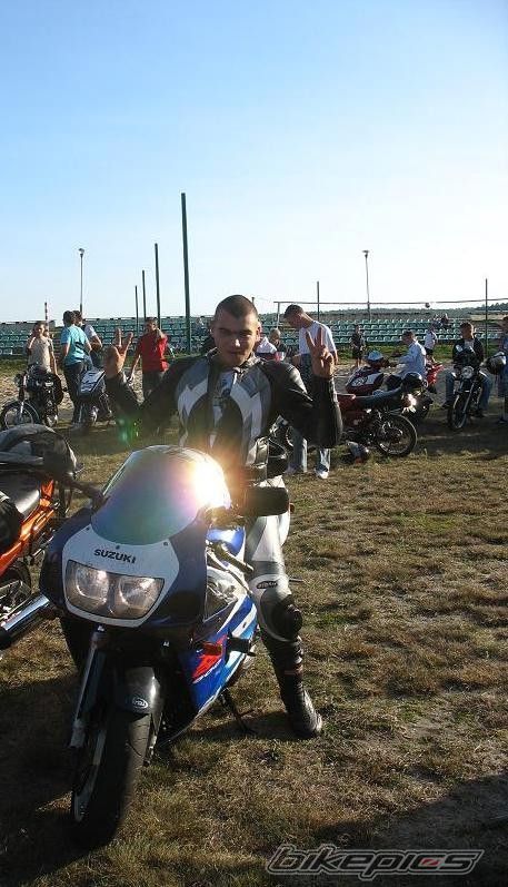 Bike Photo 1863776