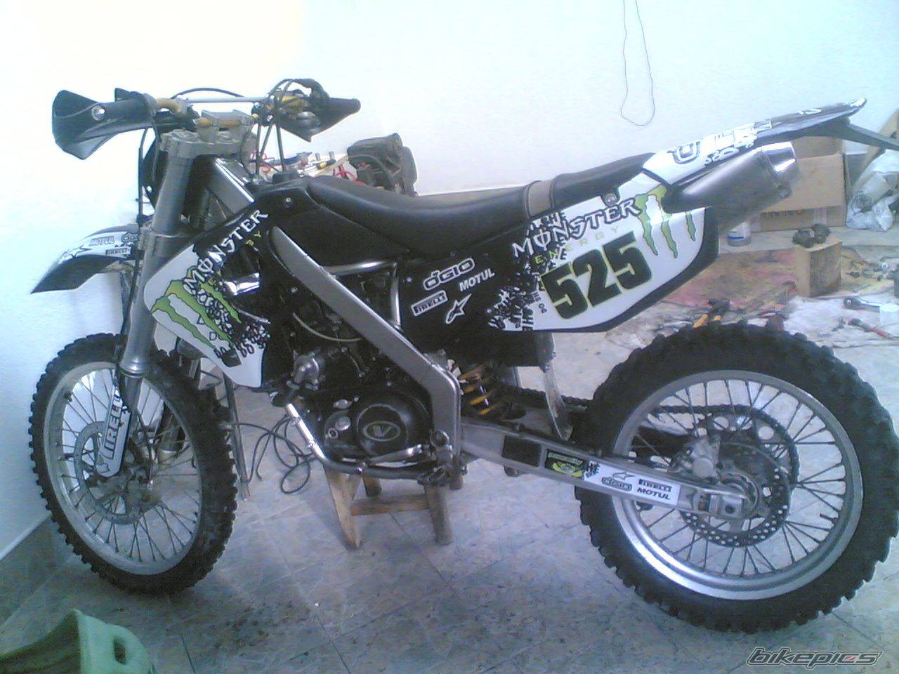 Photo 1864001