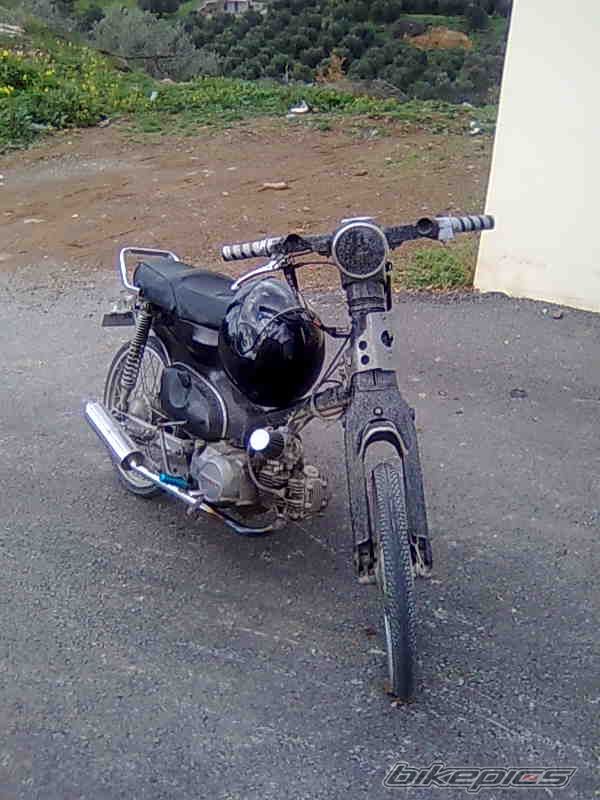 Photo 1864003