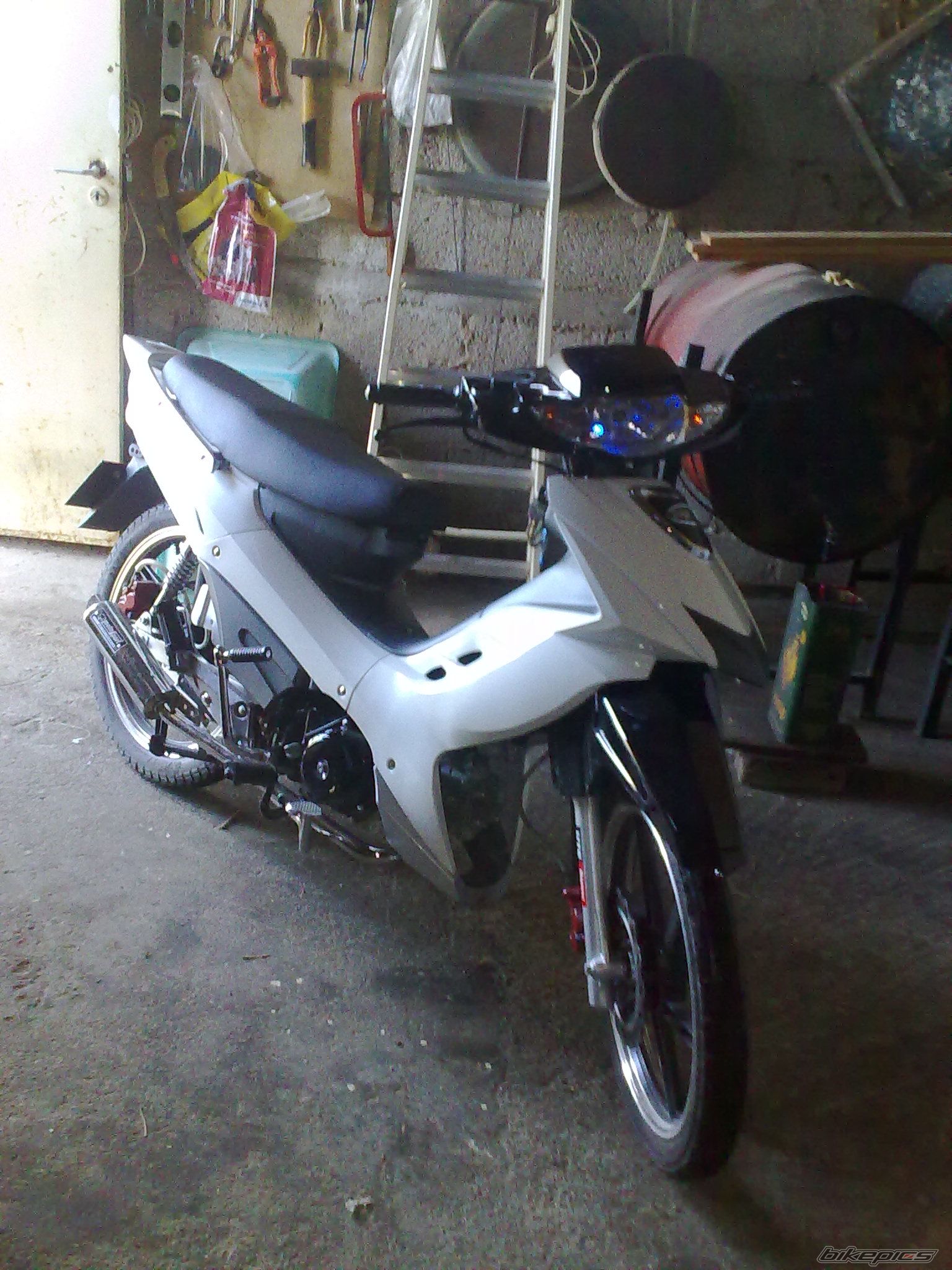 Photo 1864014
