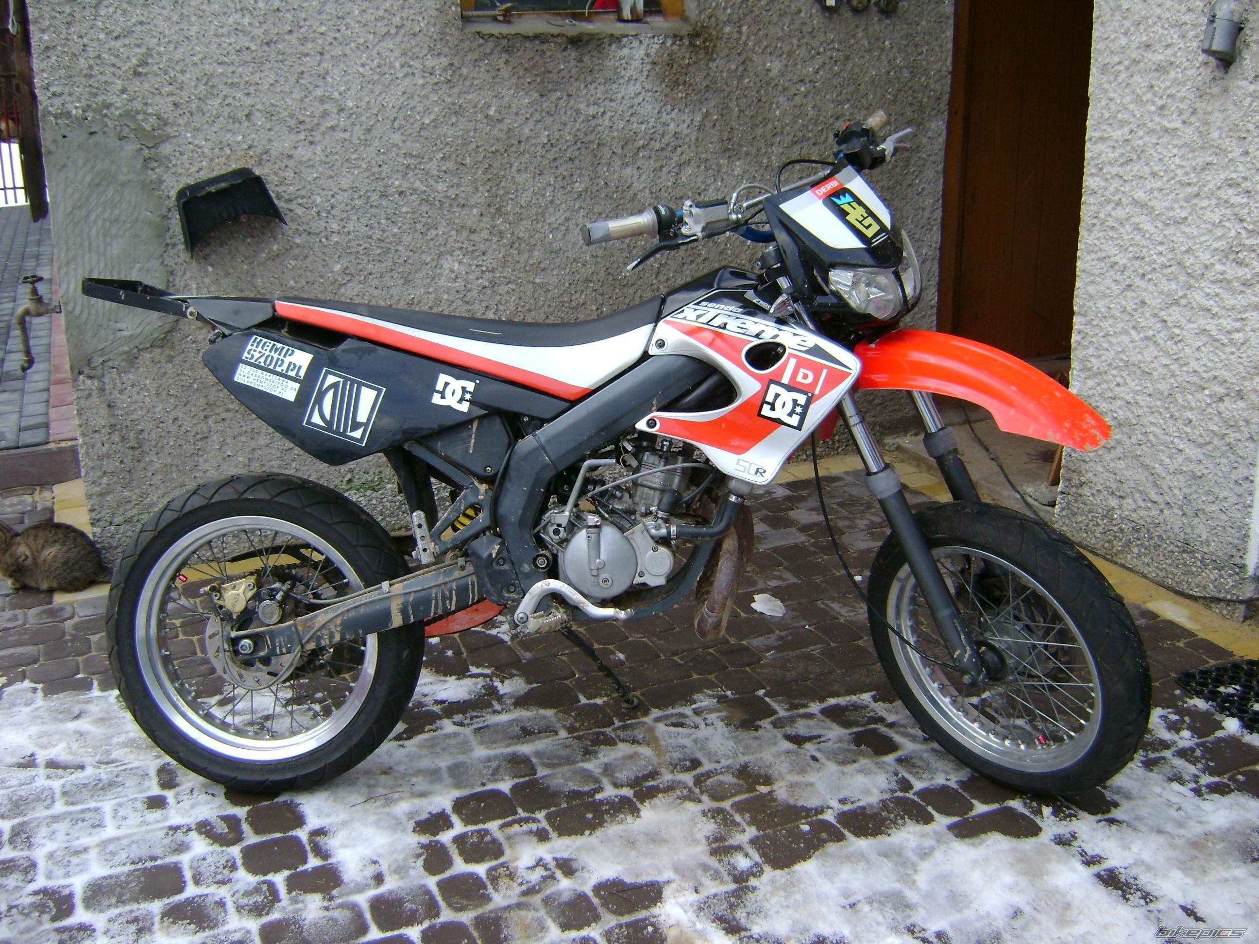 Photo 1864221