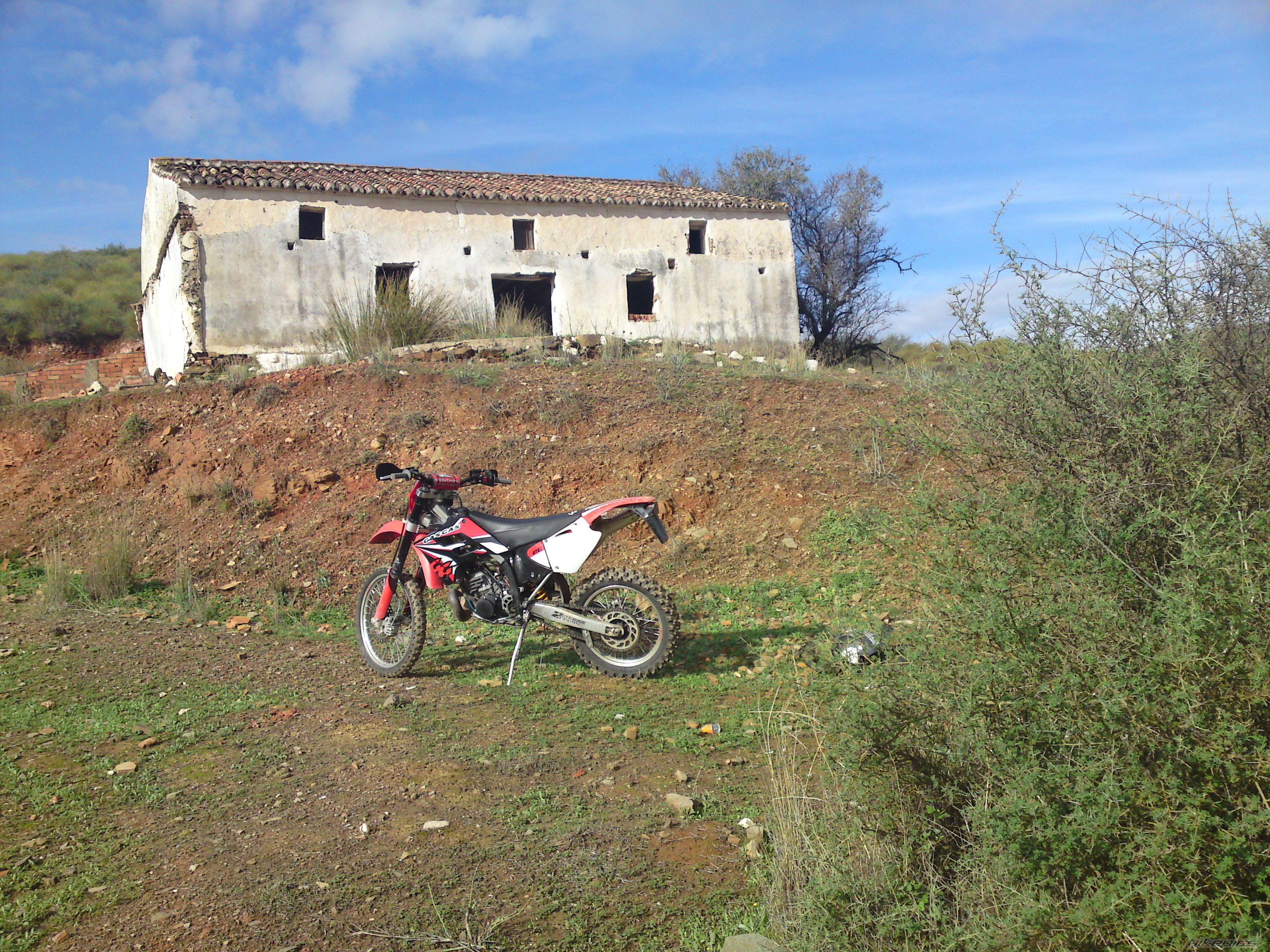 Photo 1864275