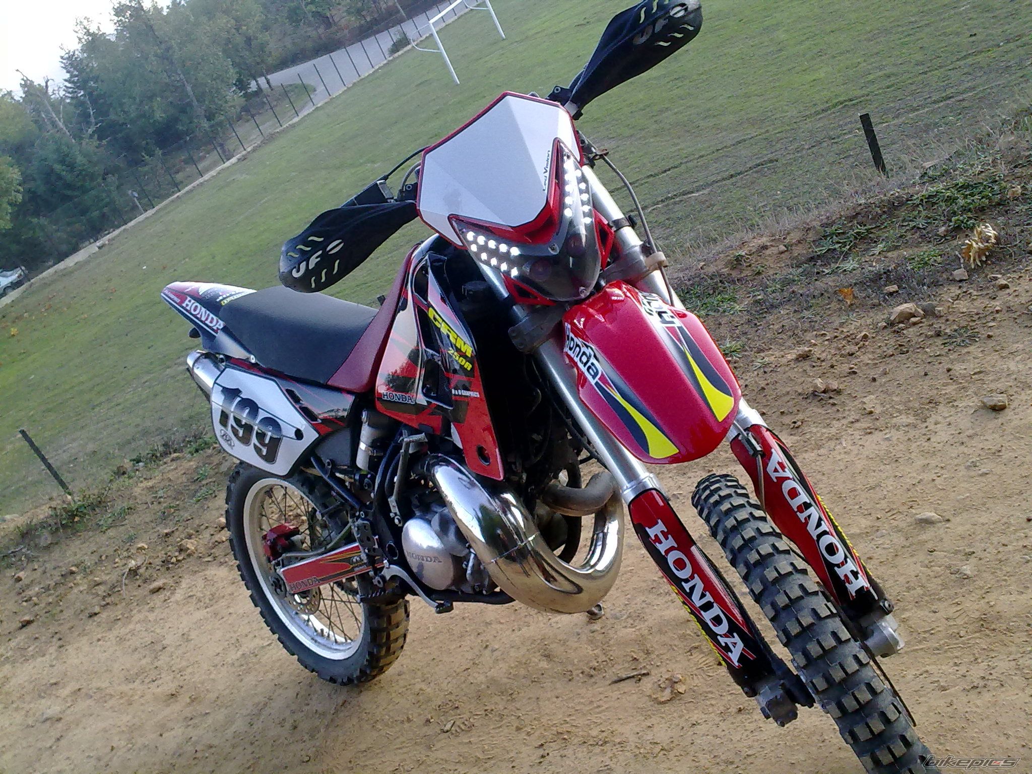 Photo 1865168