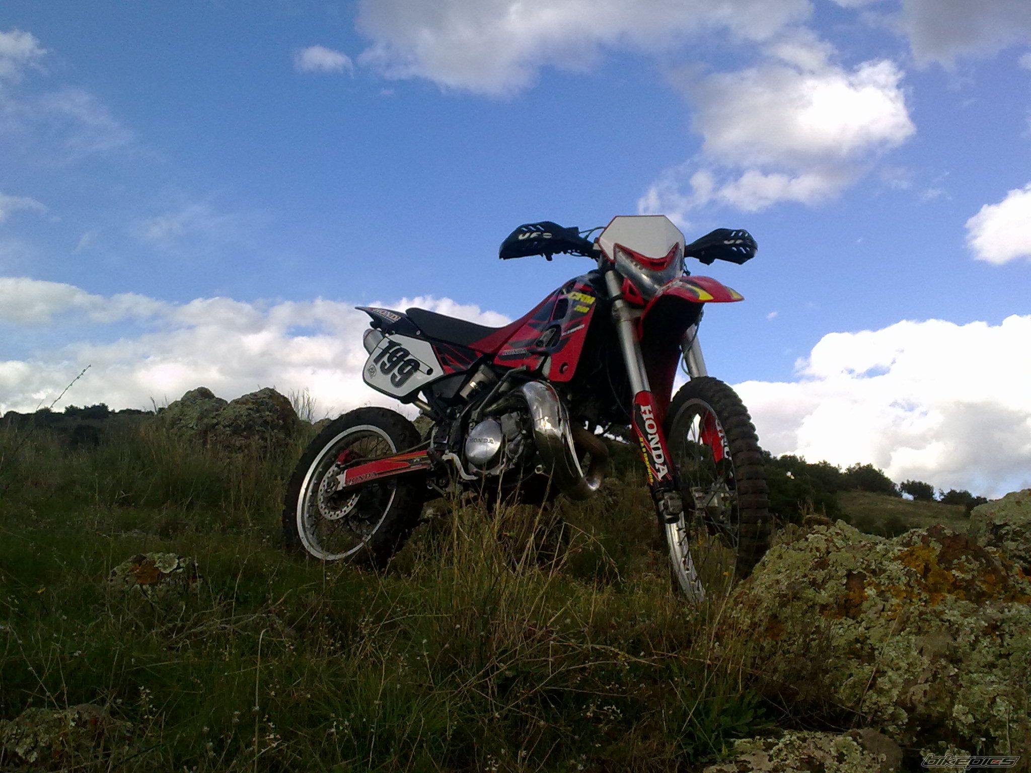 Photo 1865173