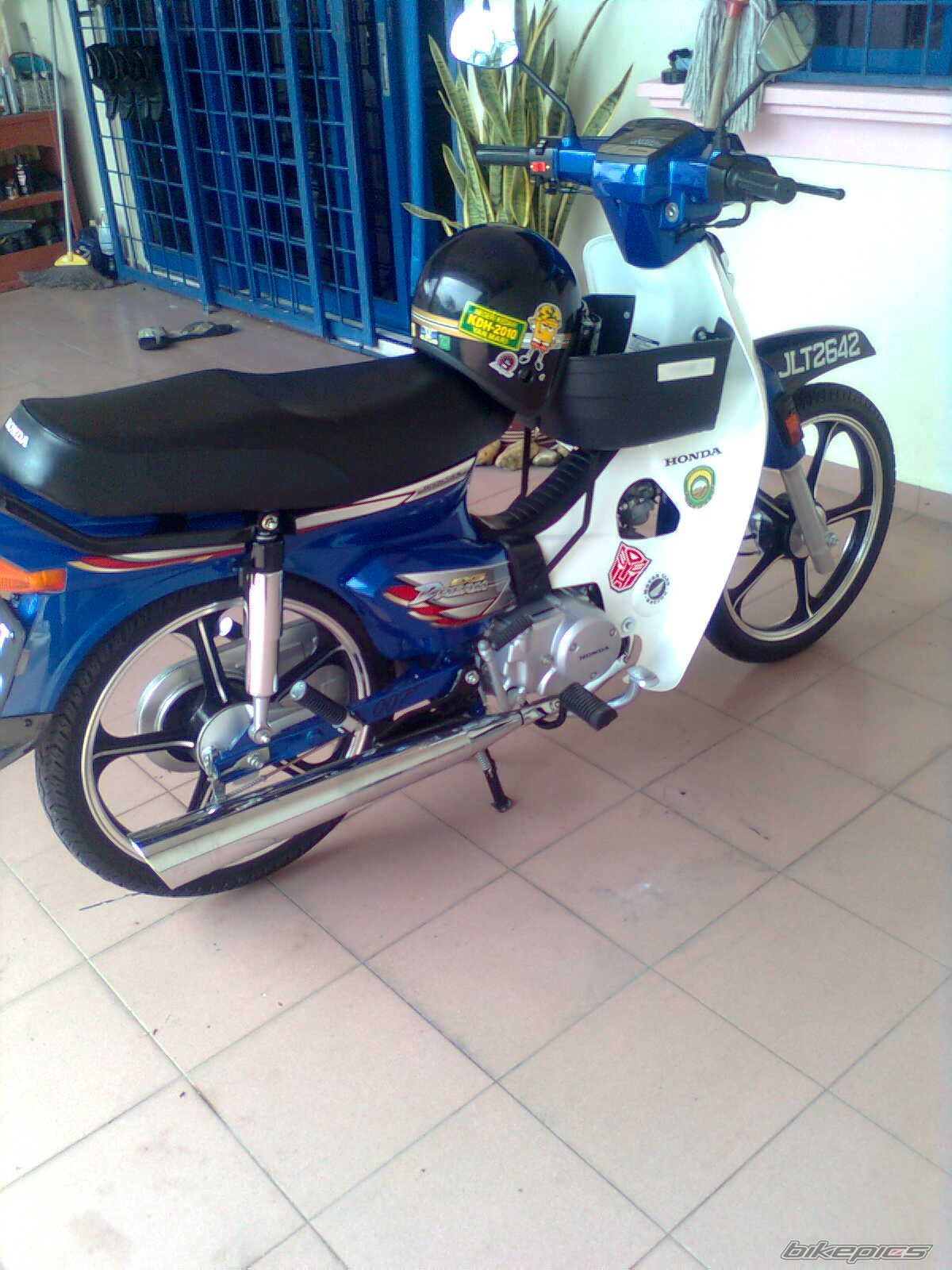 Photo 1865772