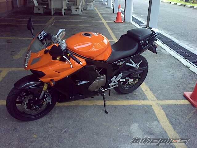 Photo 1865784