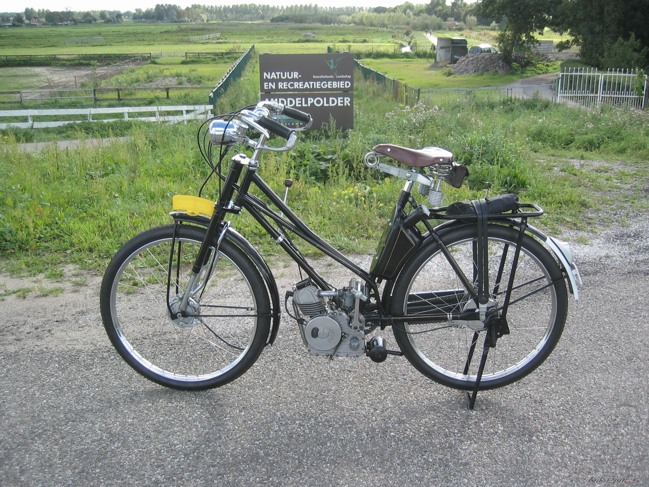 Bike Photo 1866093
