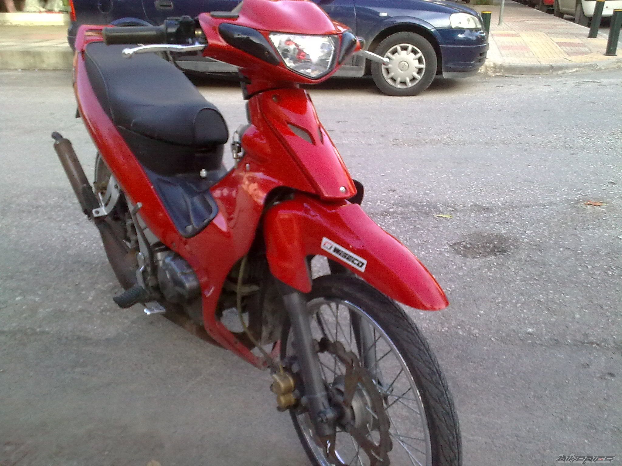 Photo 1866378