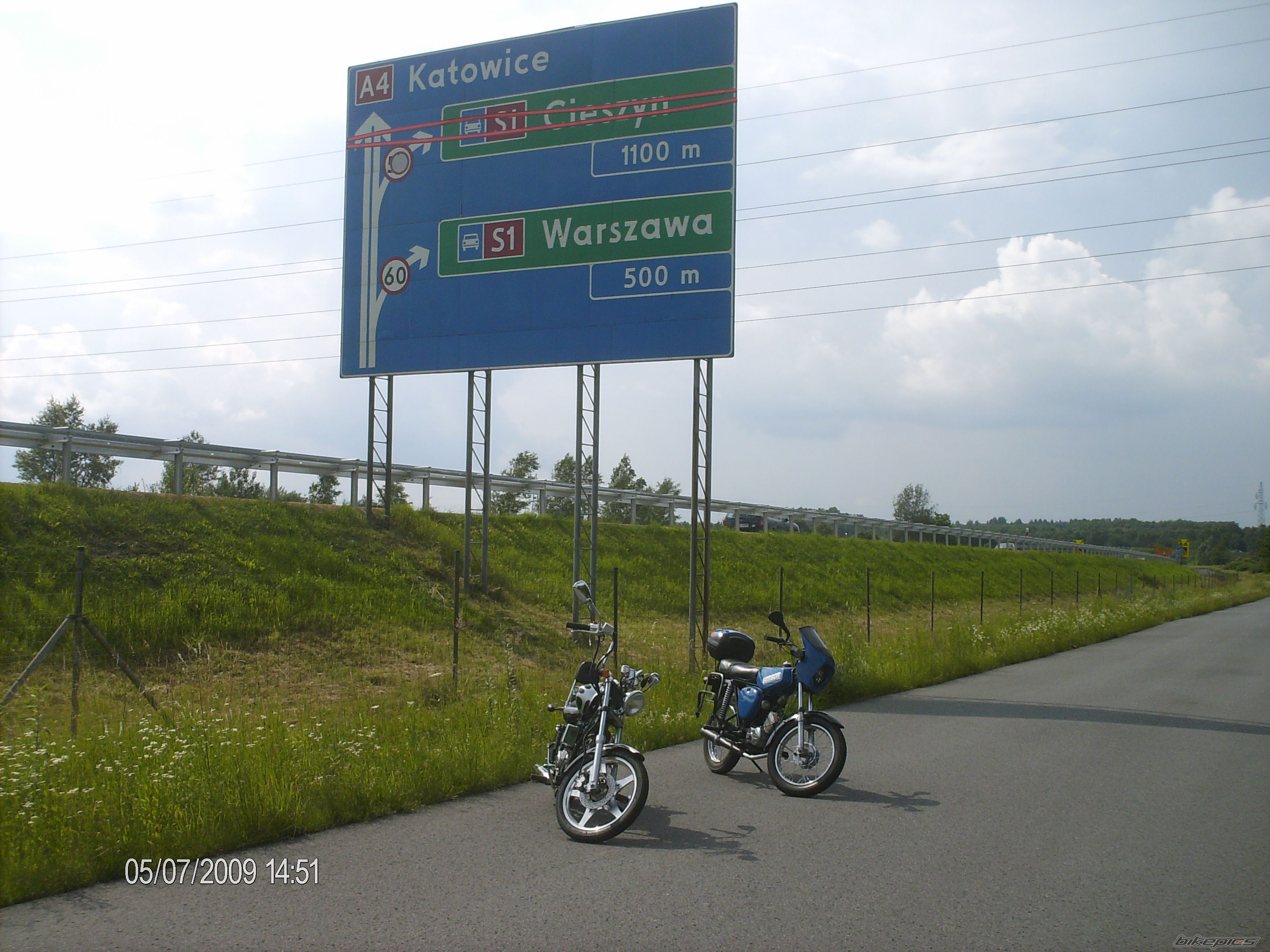 Photo 1866746