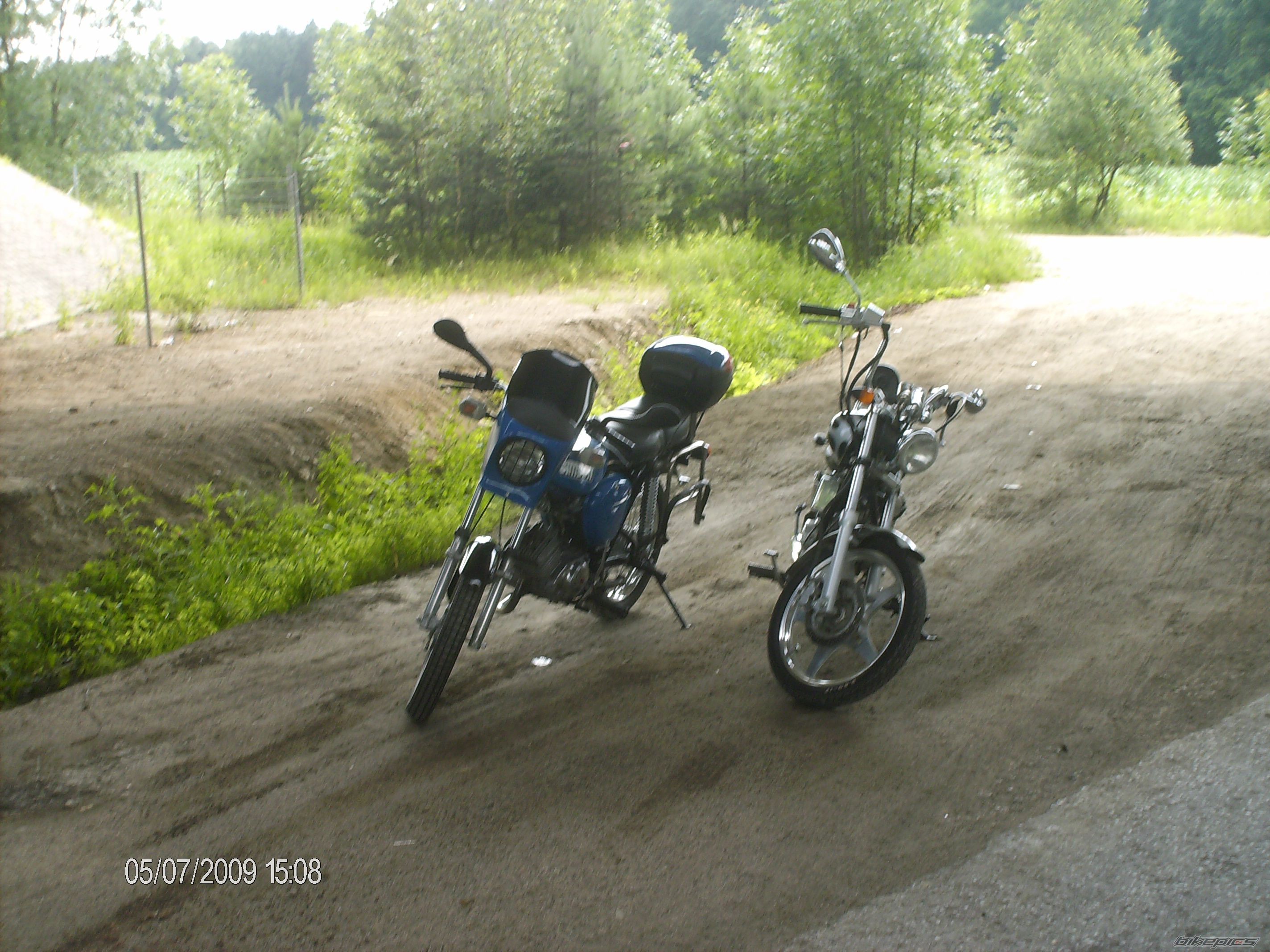 Photo 1866747