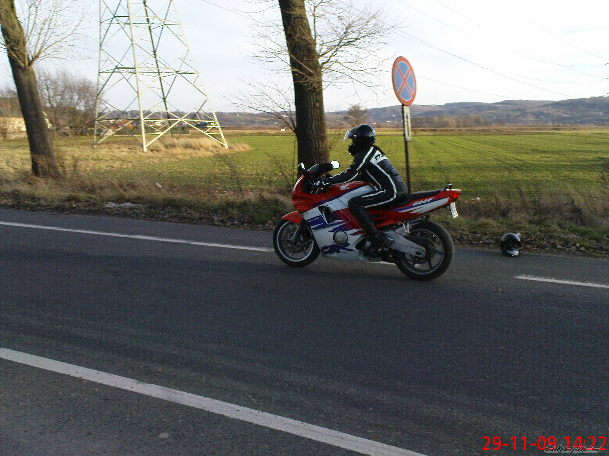 Photo 1866776