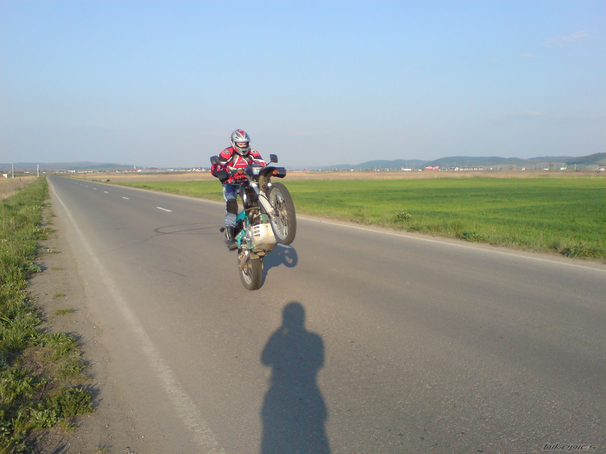 Photo 1867257