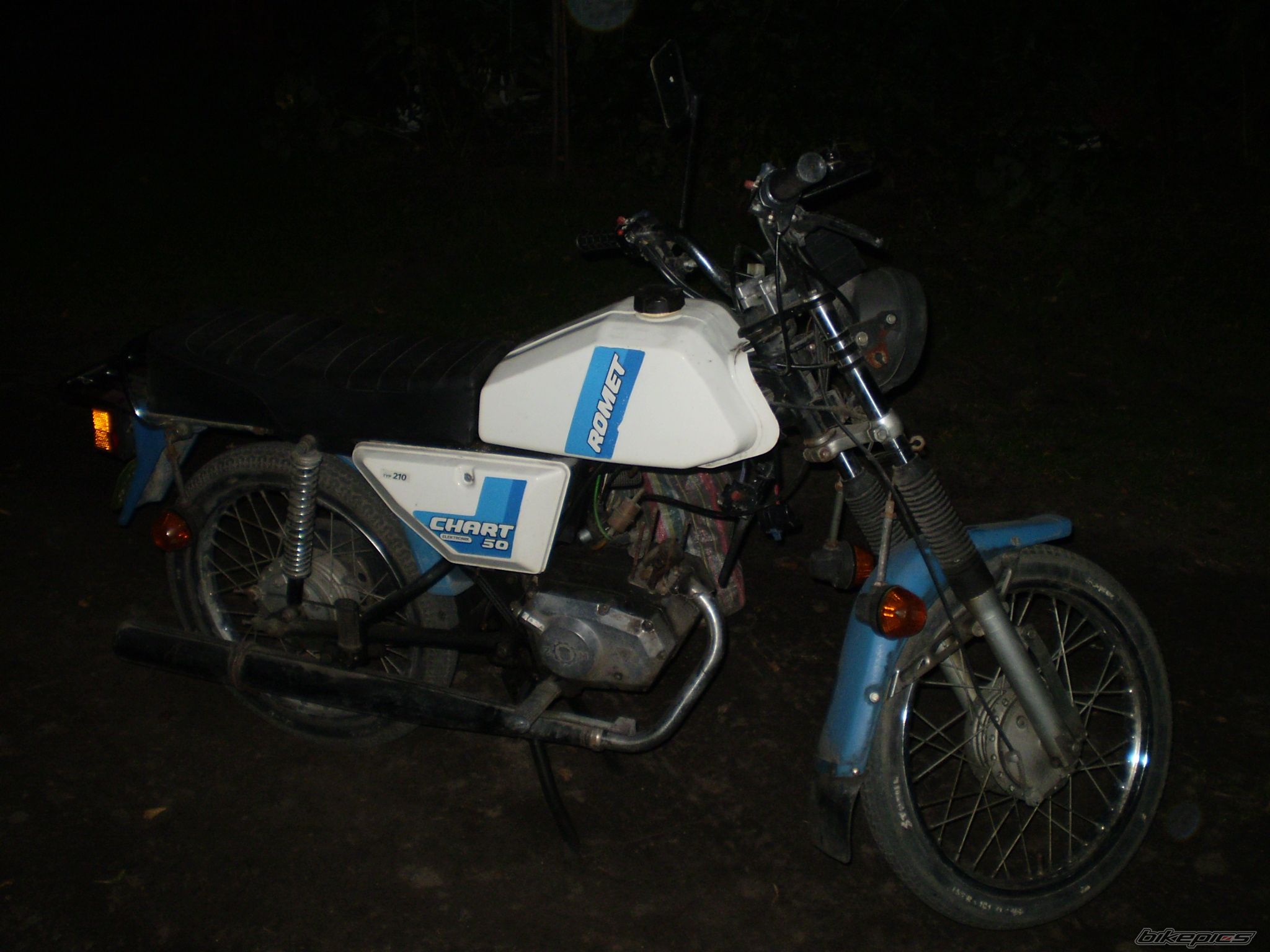 Photo 1867911