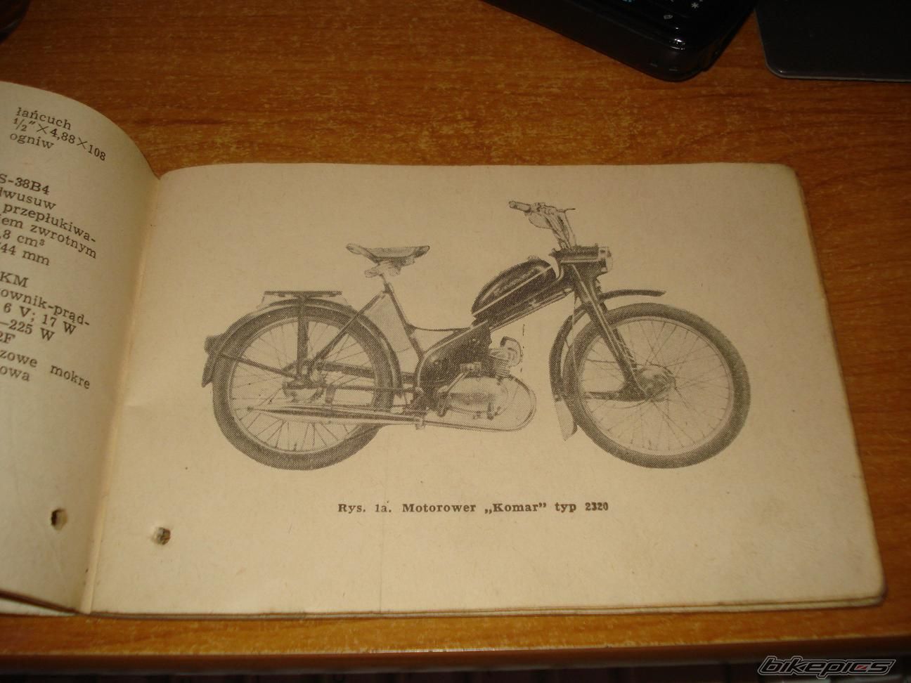 Photo 1868173