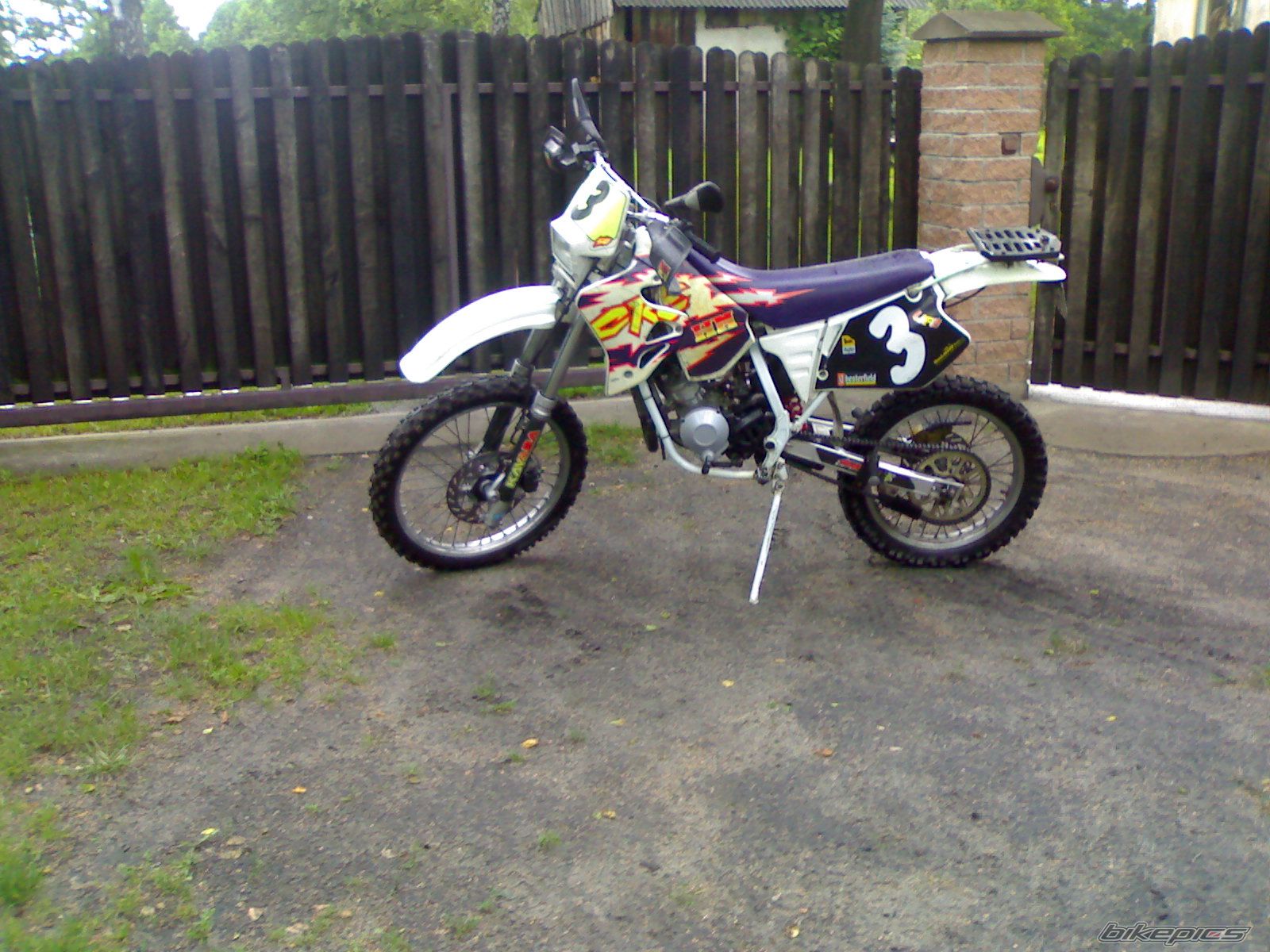 Photo 1868256