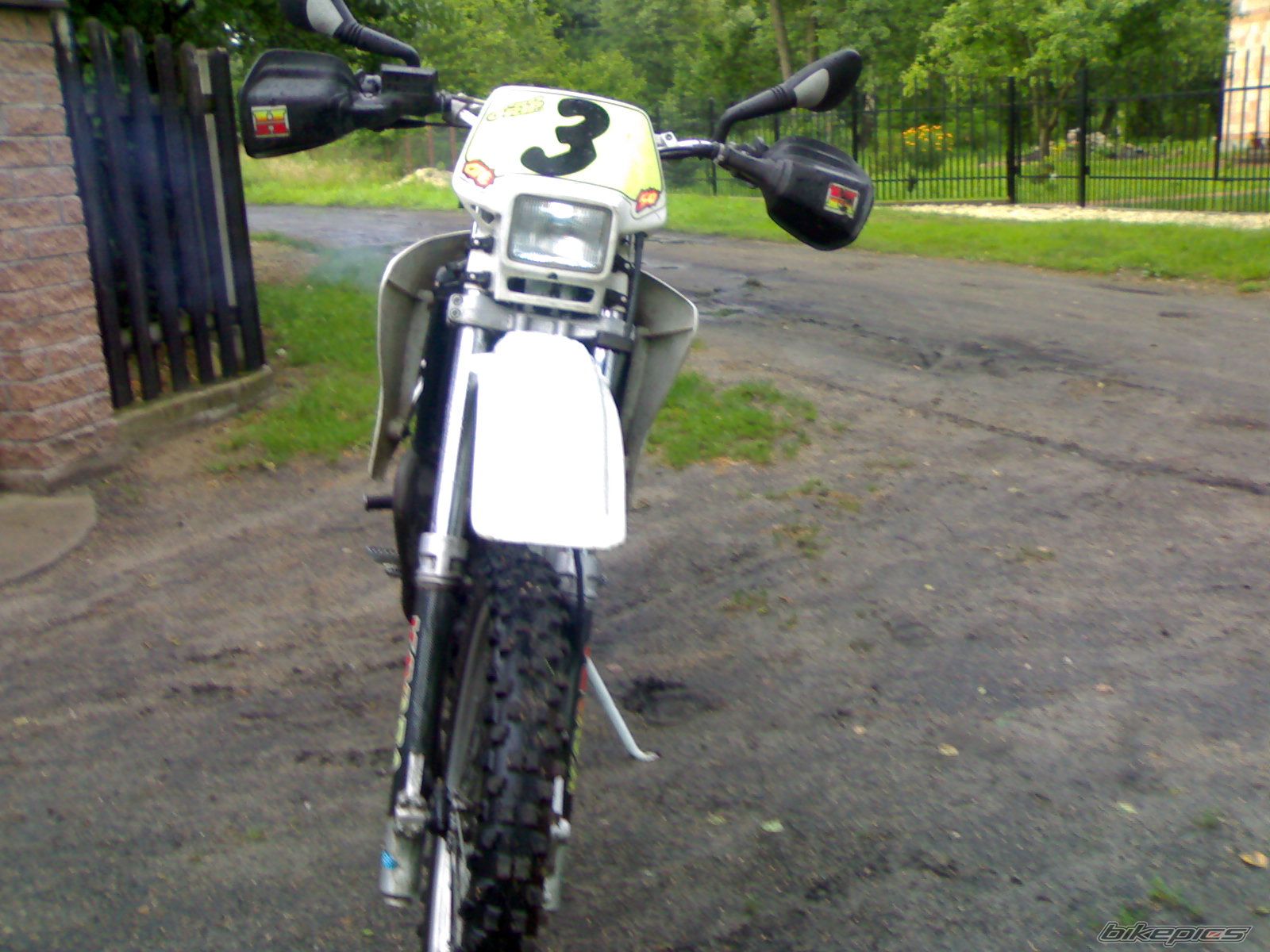 Photo 1868264