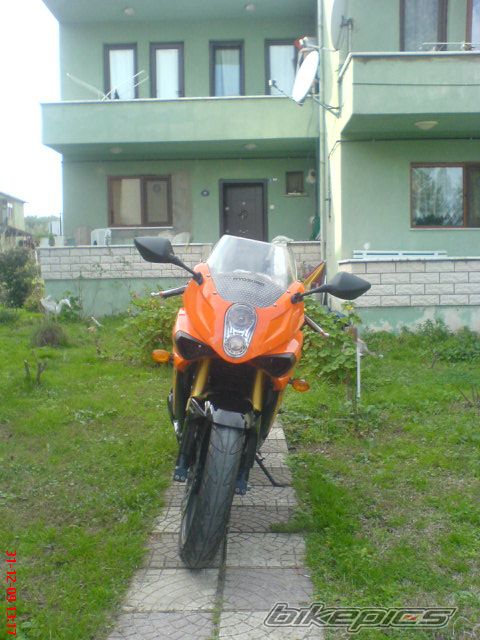Photo 1868369