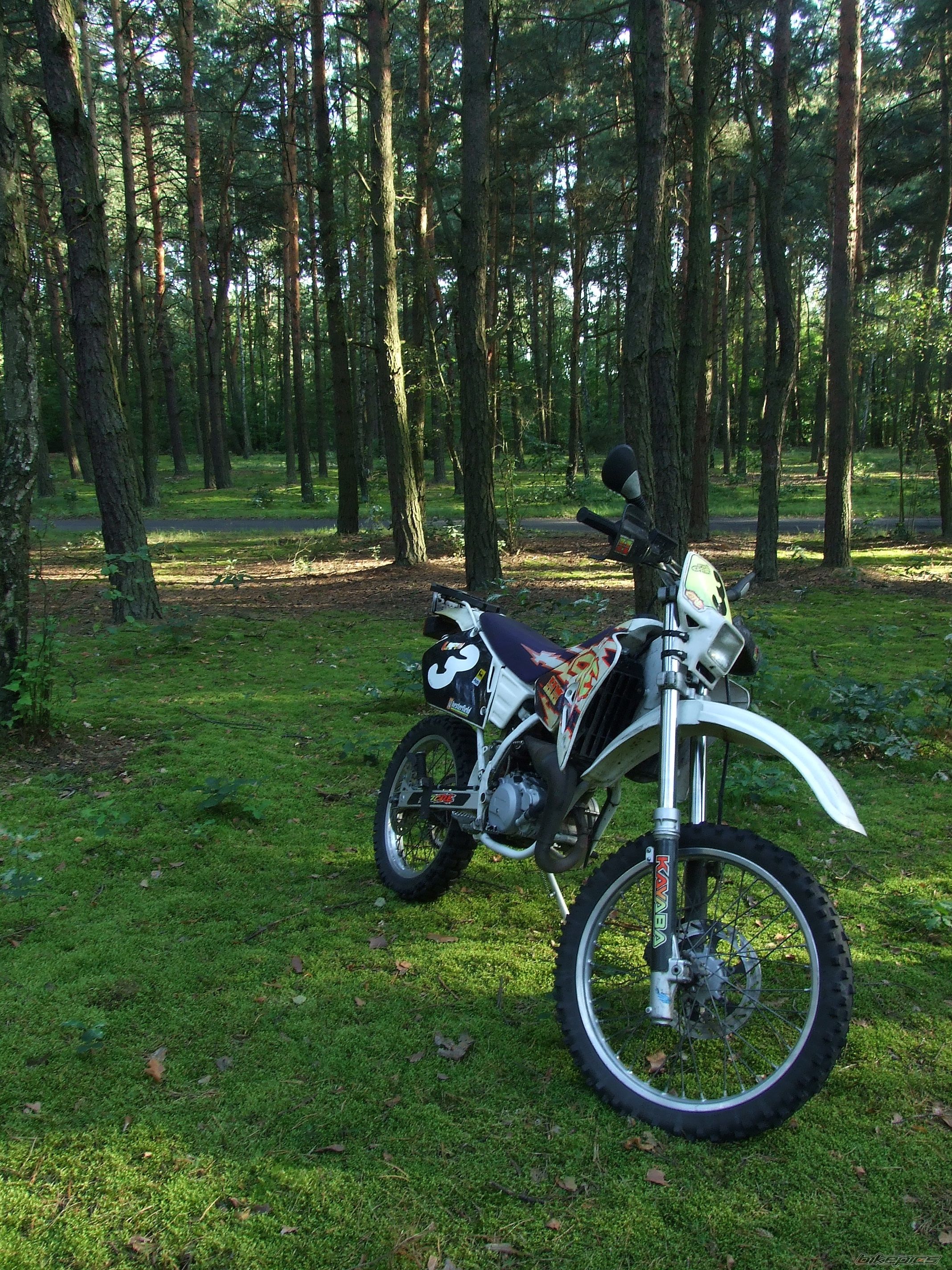 Photo 1868537