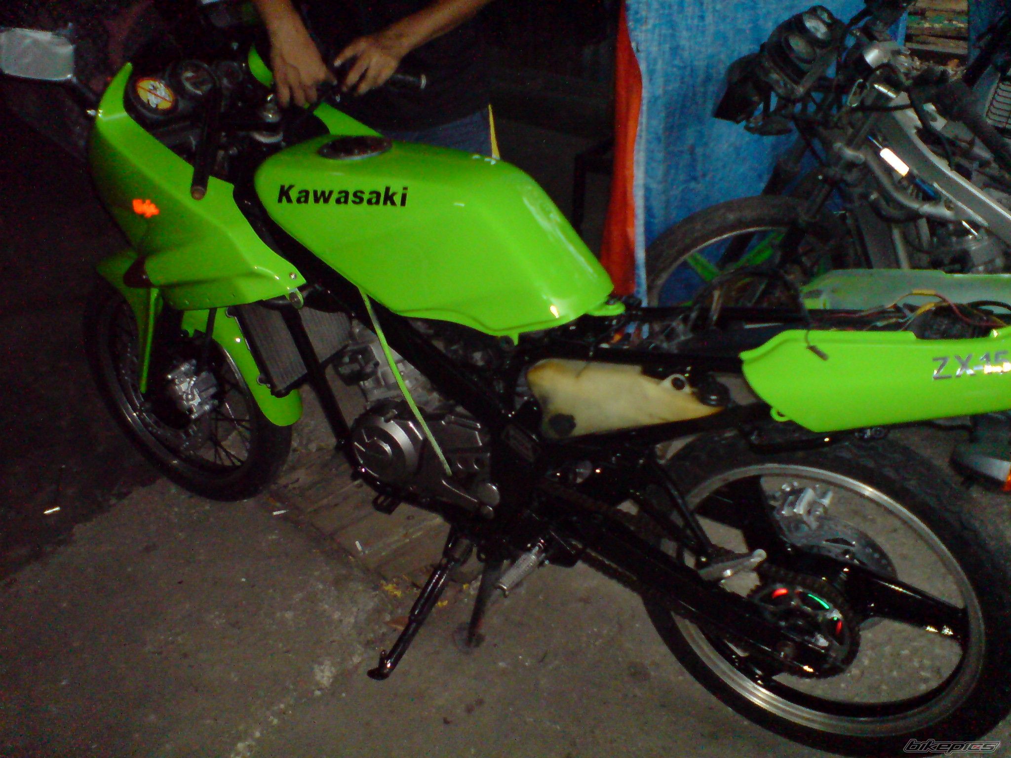 Photo 1868689