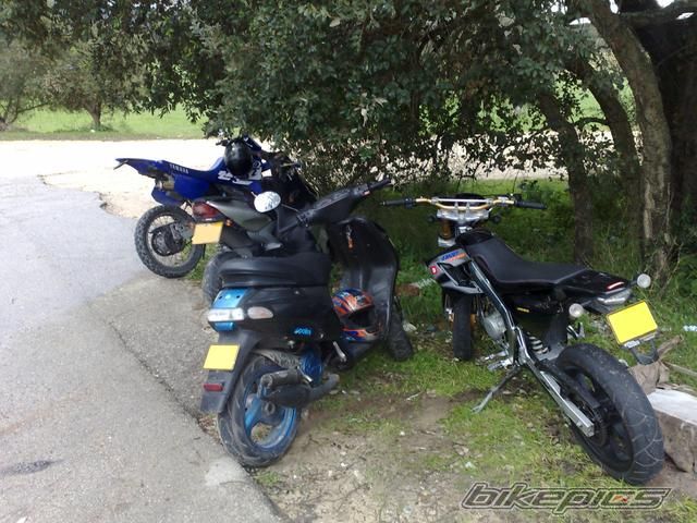 Photo 1868706
