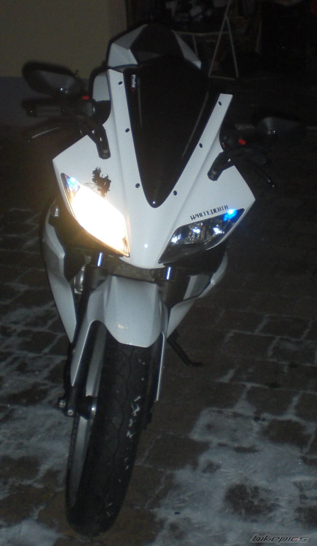 Photo 1868715