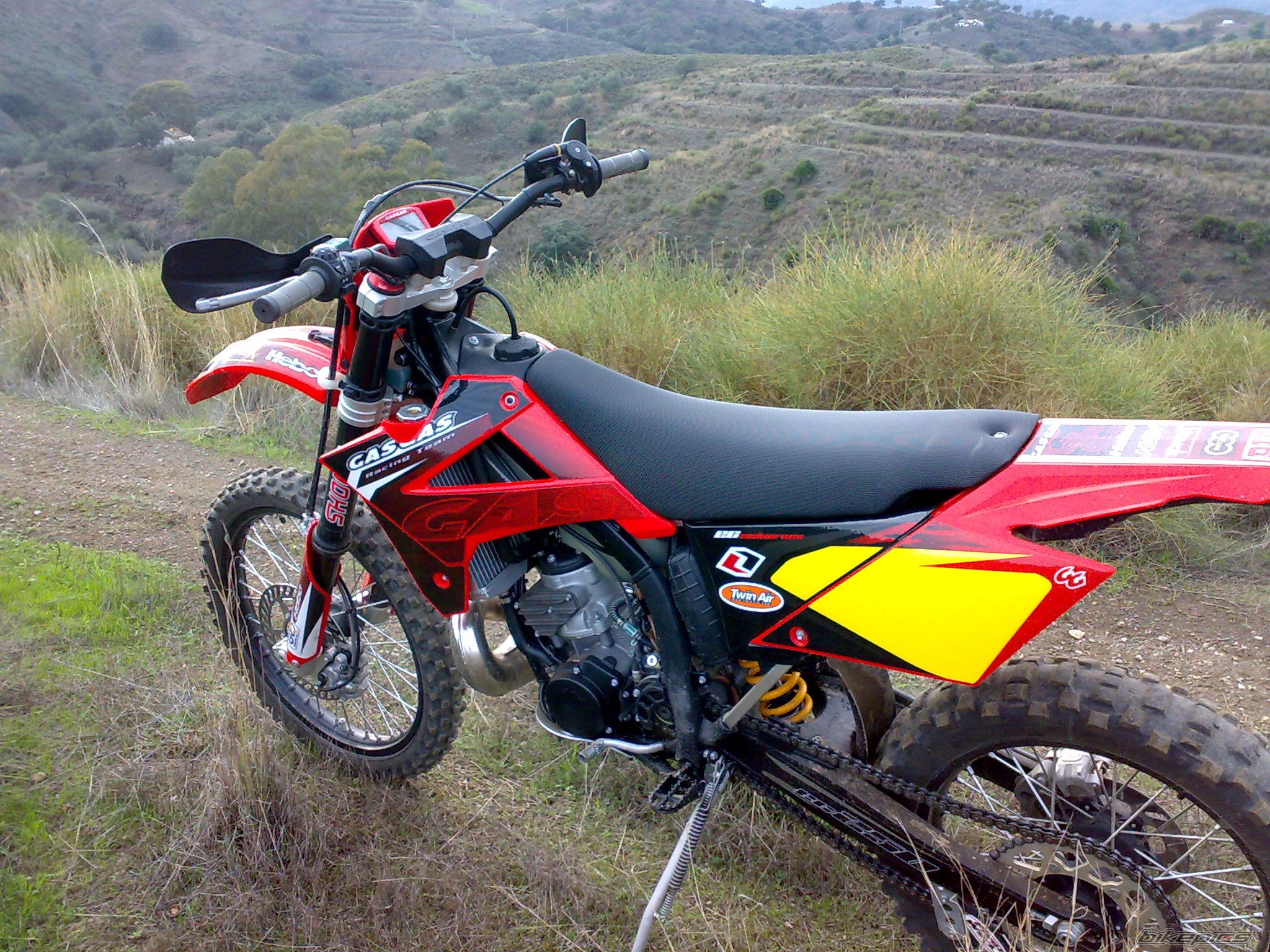 Photo 1868755