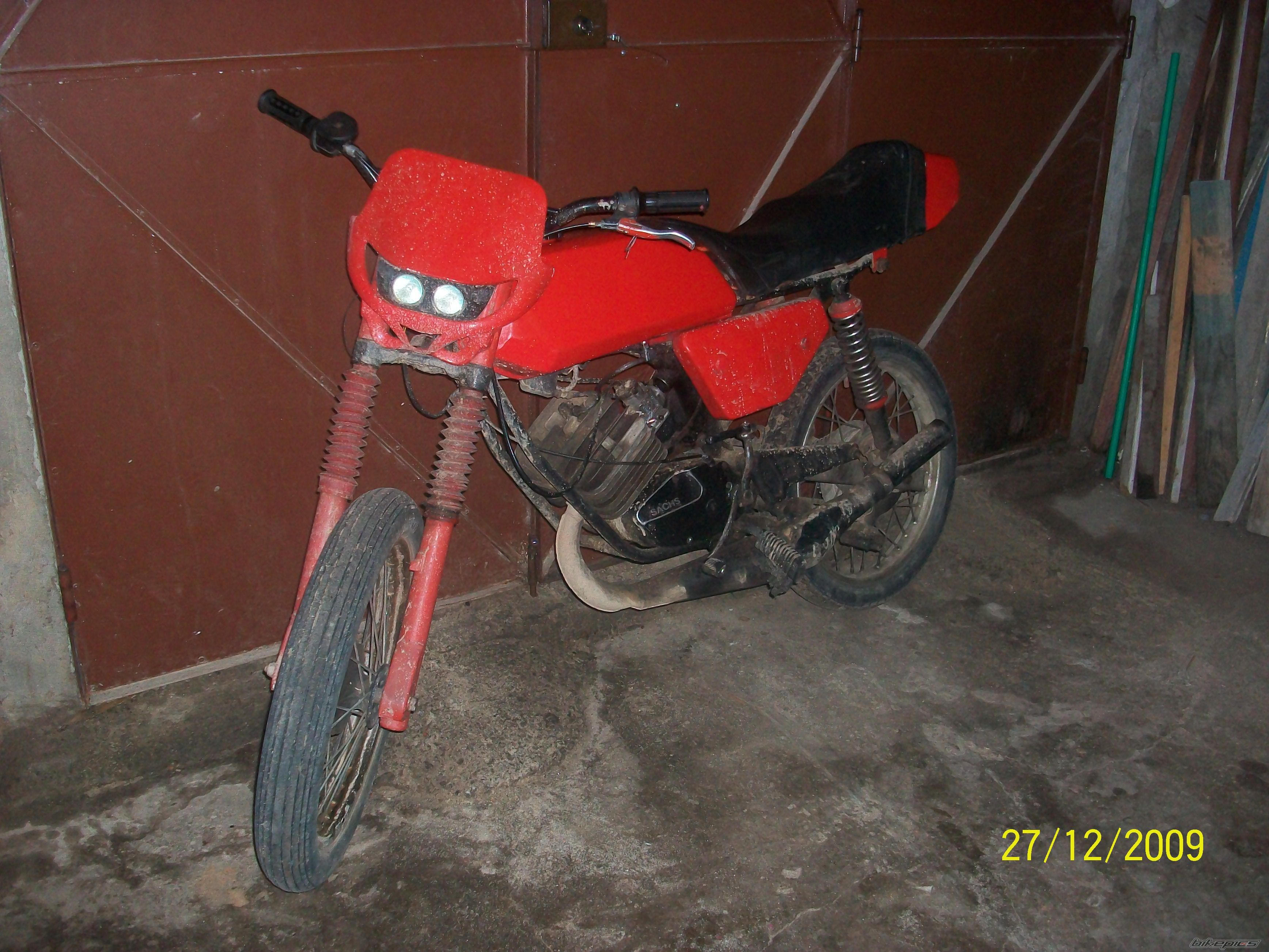 Photo 1868772