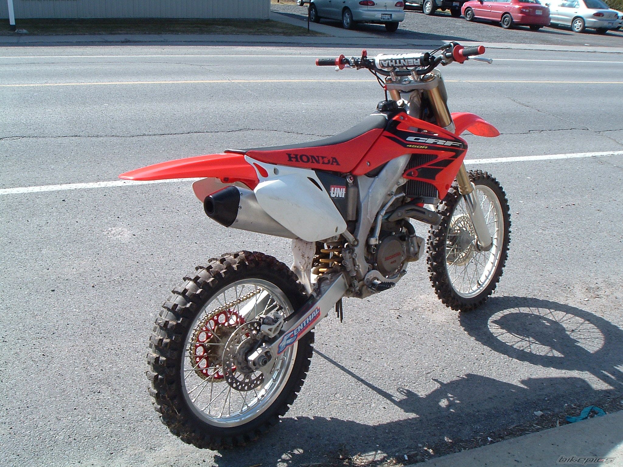 Photo 1868889