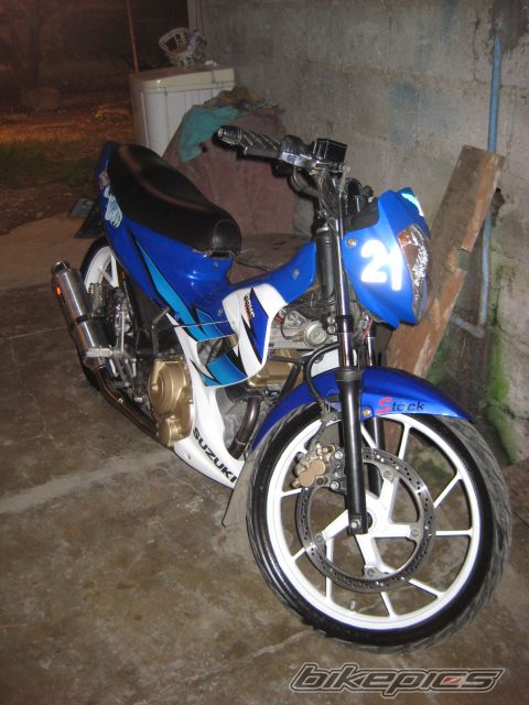 Photo 1868899