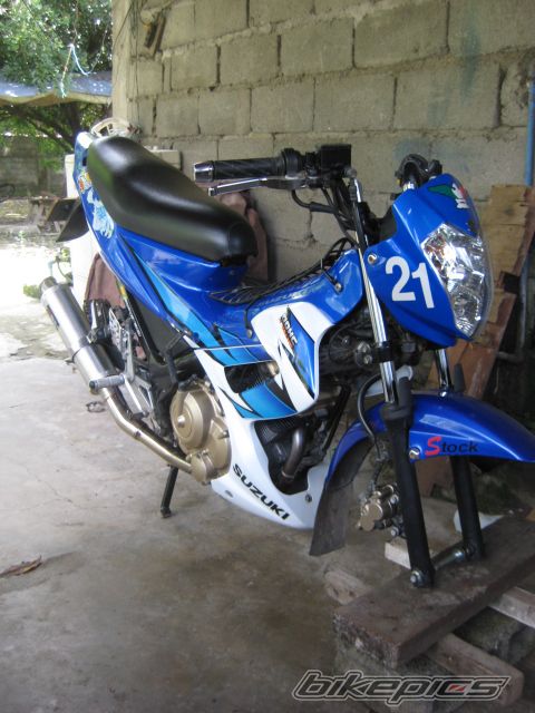 Photo 1868903