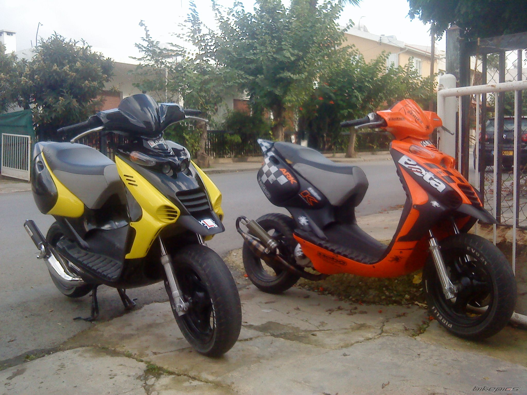 Photo 1868913