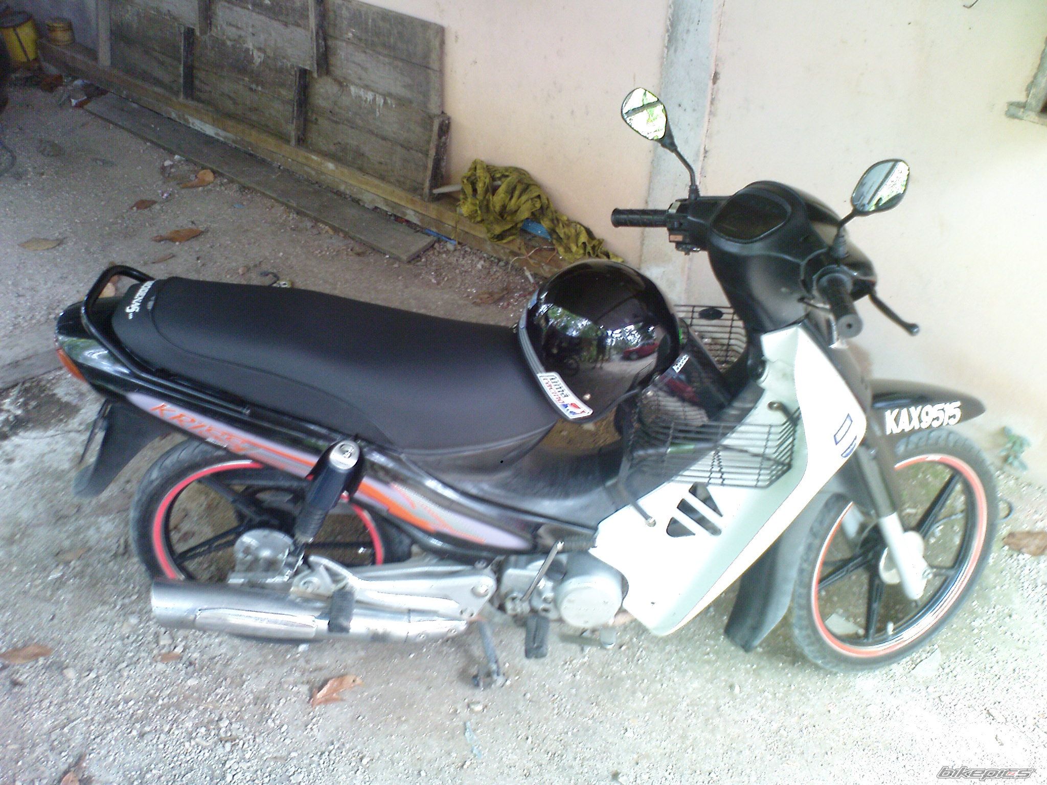 Photo 1868998