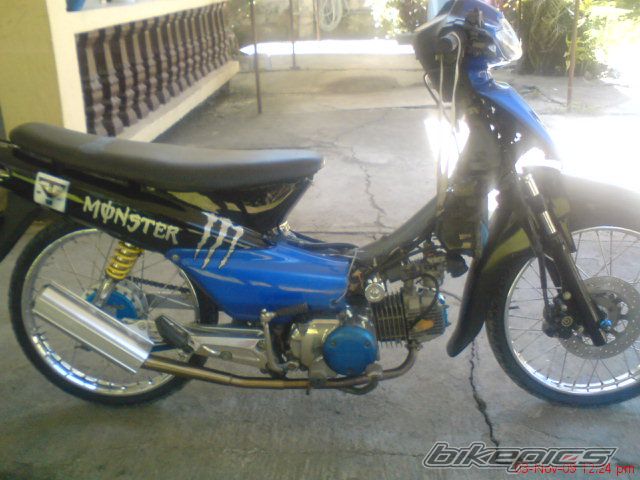 Photo 1869012