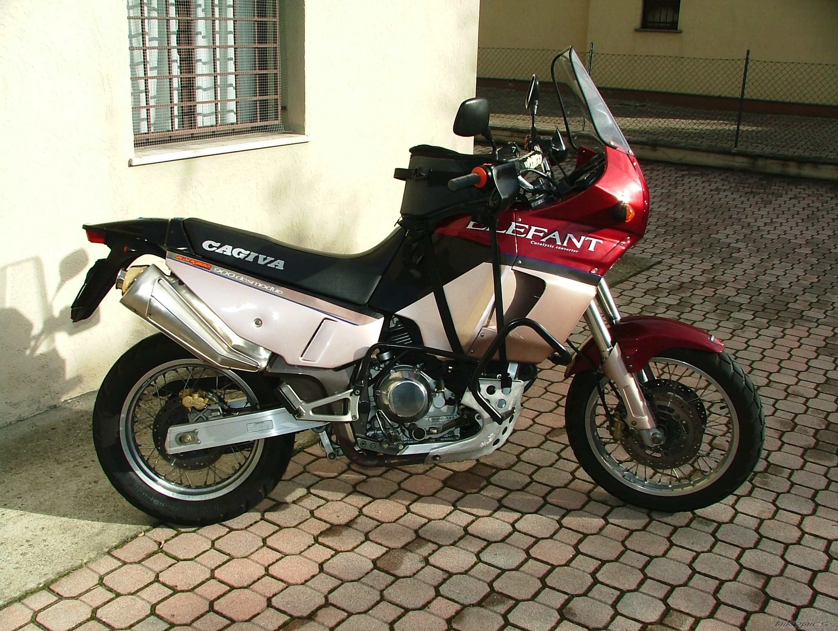 Bike Photo 1869198
