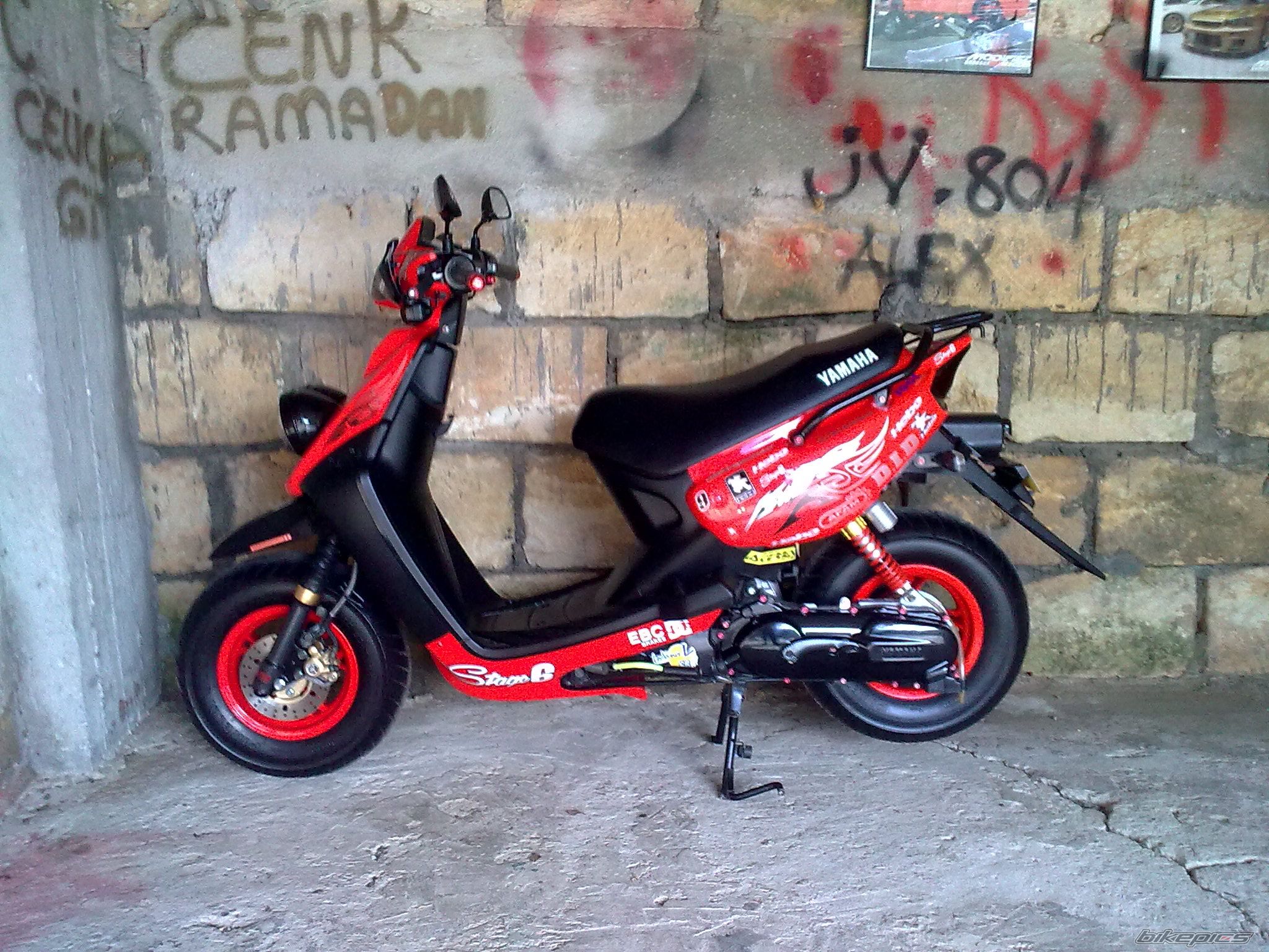 Photo 1869300